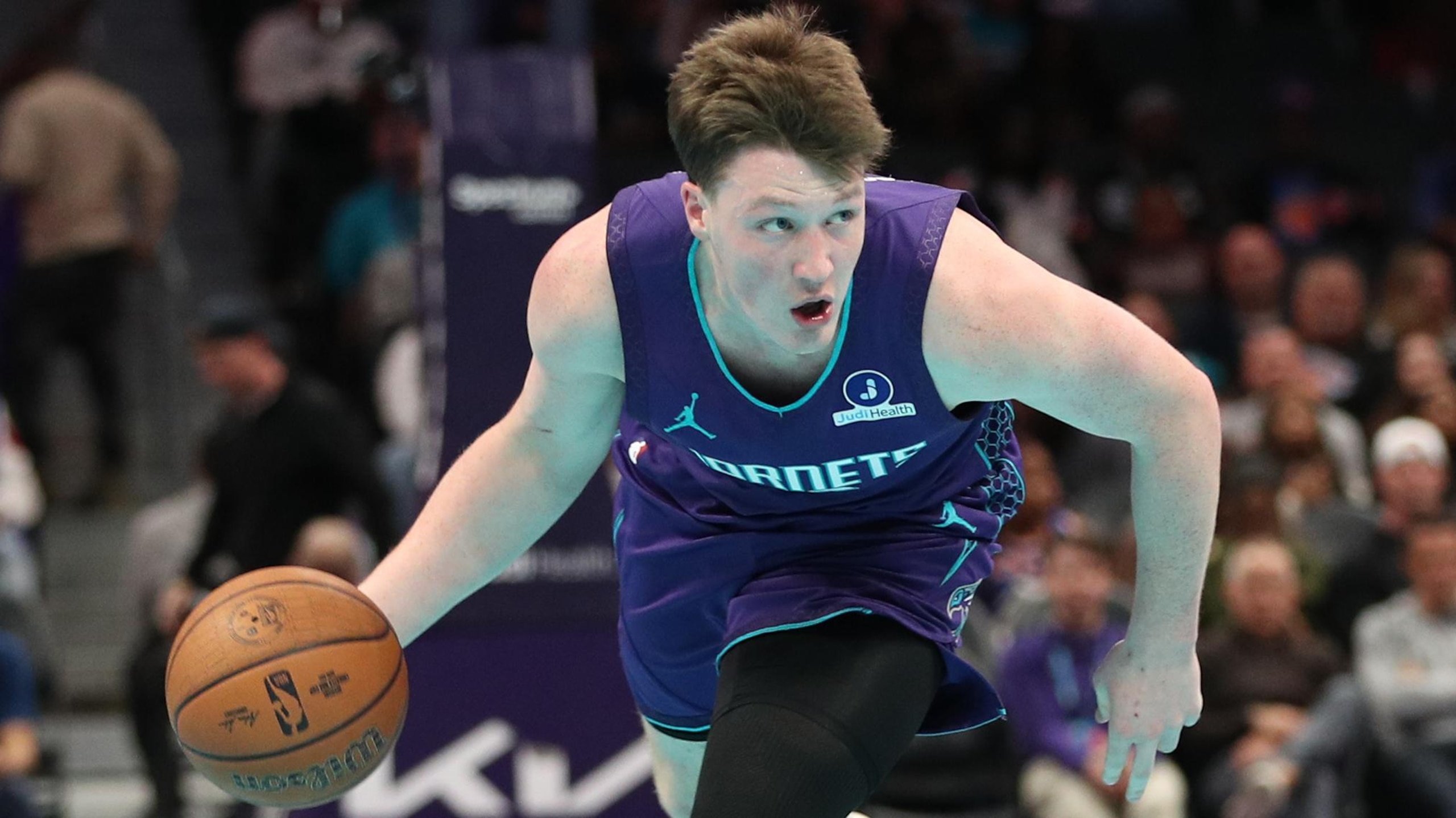 New York Knicks v Charlotte Hornets New York Knicks v Charlotte Hornets