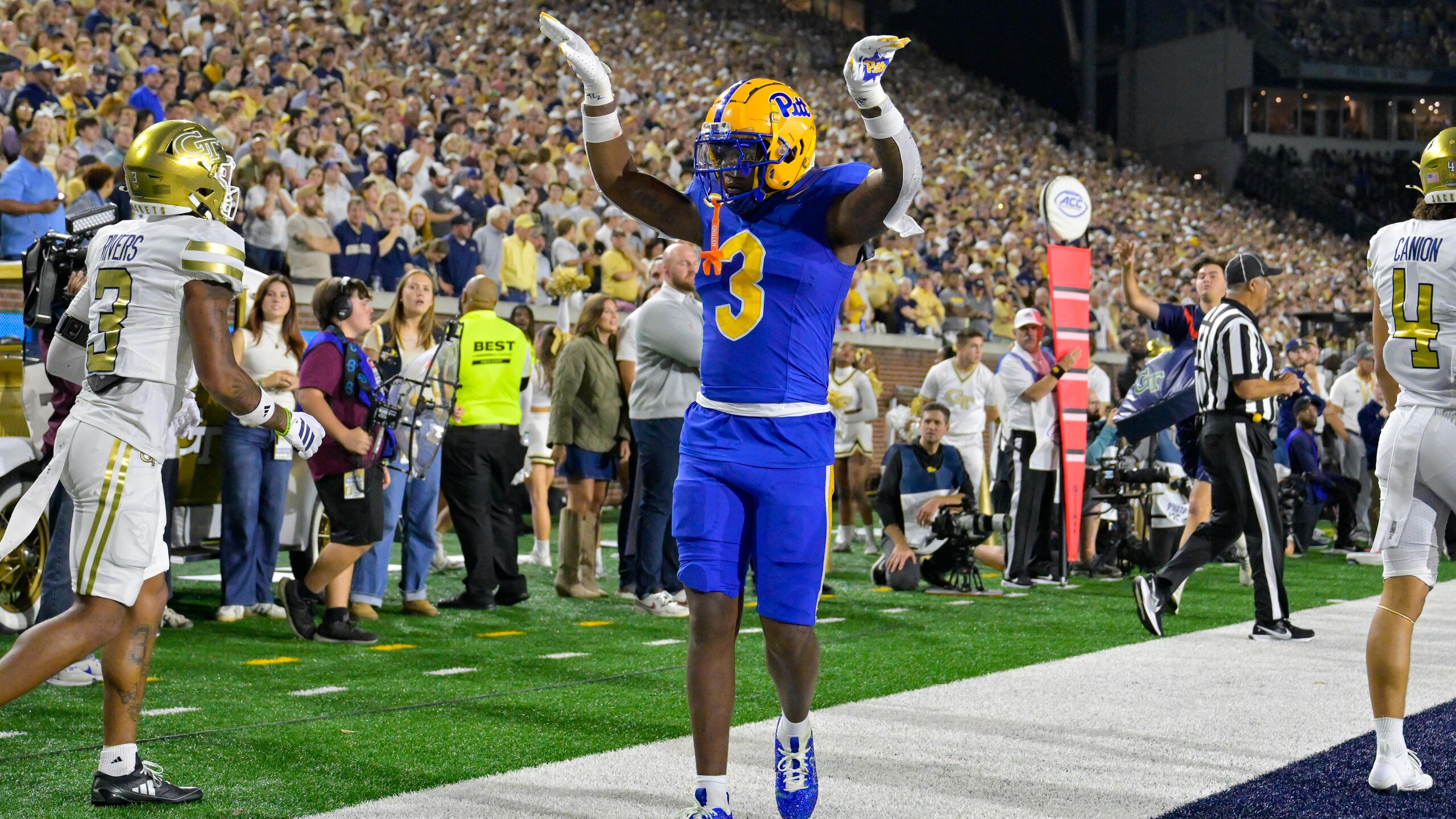 COLLEGE FOOTBALL: NOV 22 Pitt at Georgia Tech COLLEGE FOOTBALL: NOV 22 Pitt at Georgia Tech