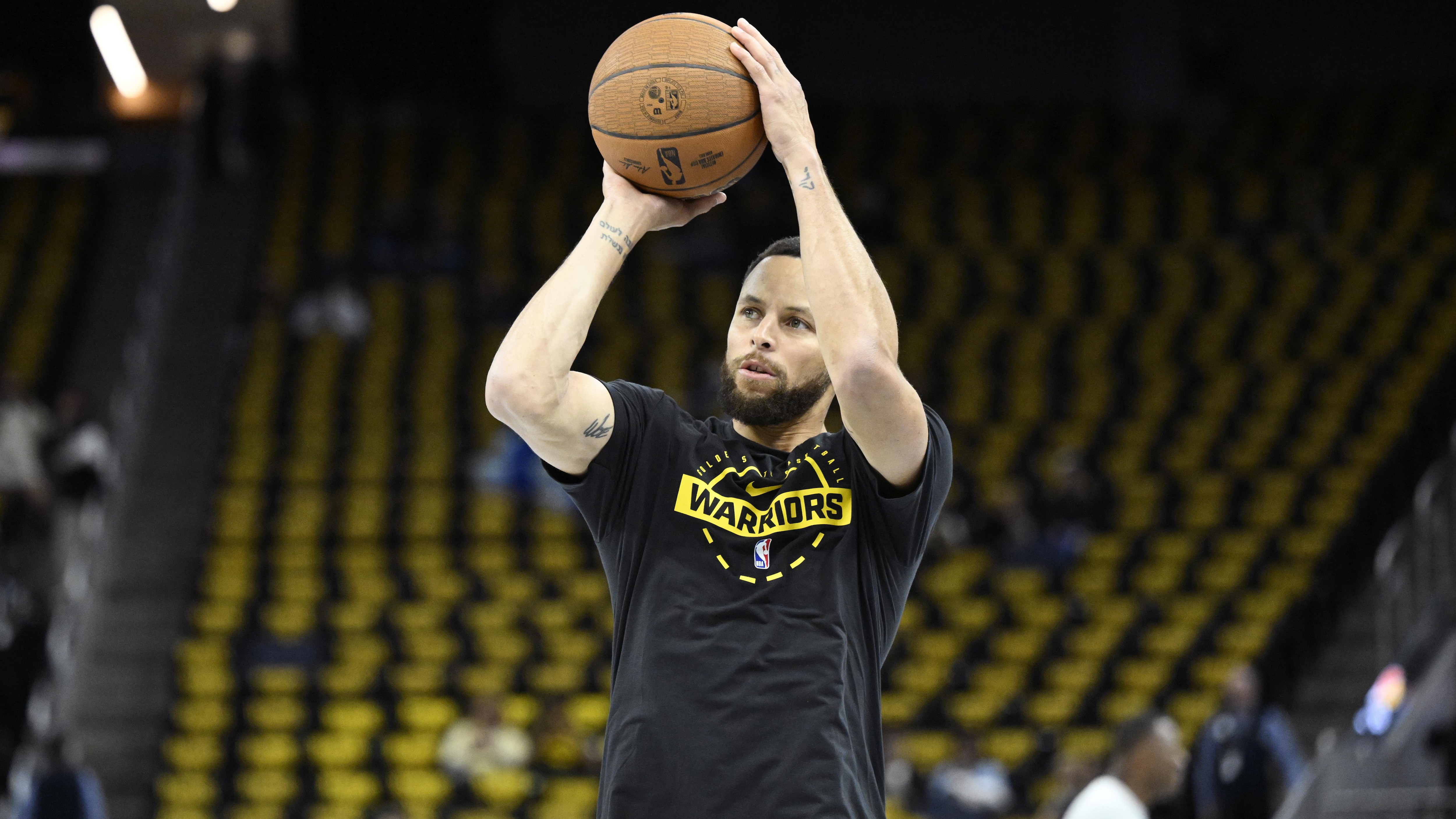 Portland Trail Blazers v Golden State Warriors