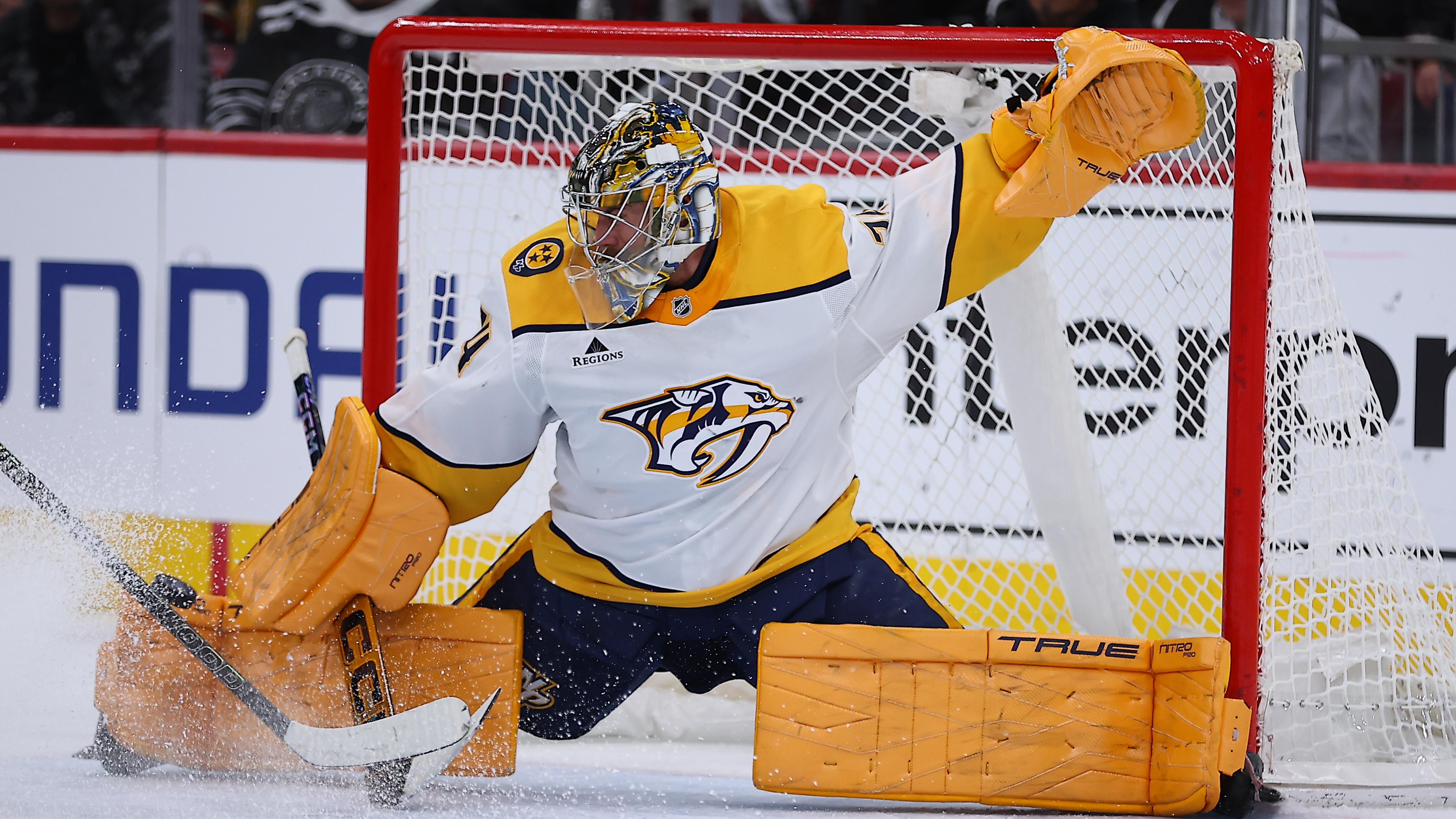 NHL: NOV 28 Predators at Blackhawks