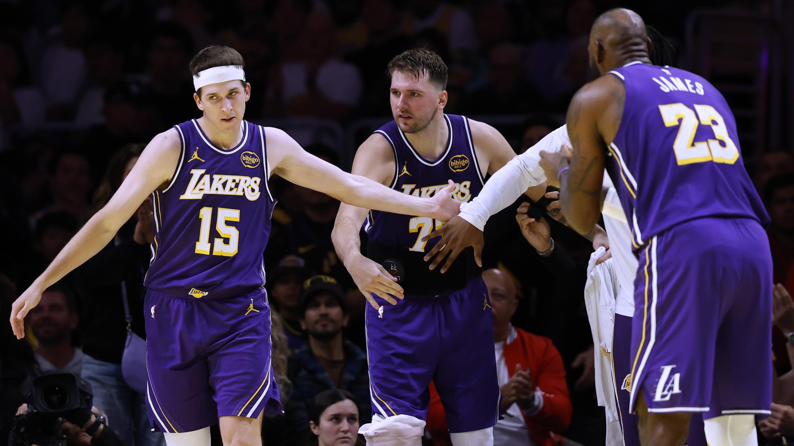 Los Angeles Clippers v Los Angeles Lakers
