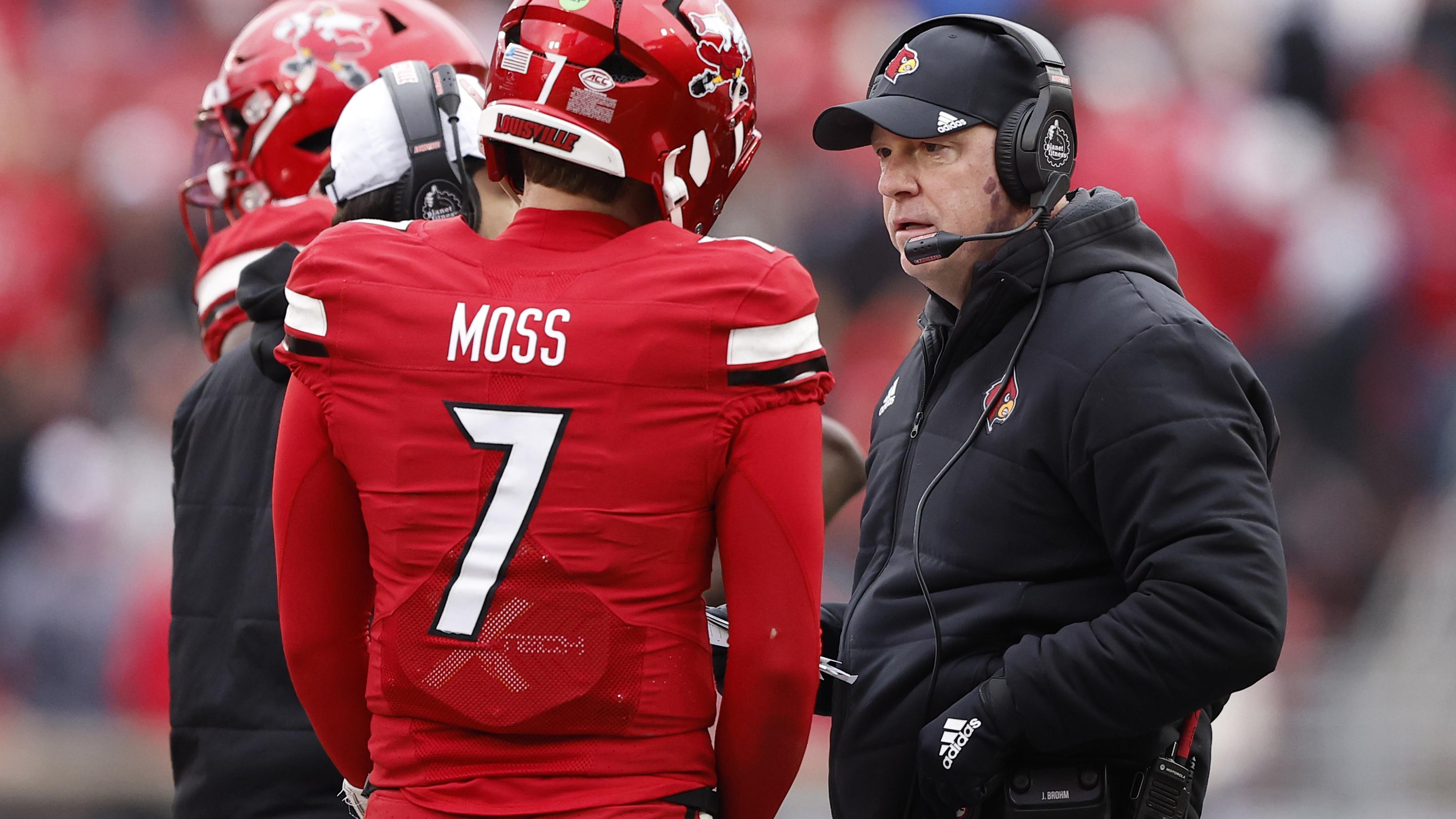 COLLEGE FOOTBALL: NOV 29 Kentucky at Louisville