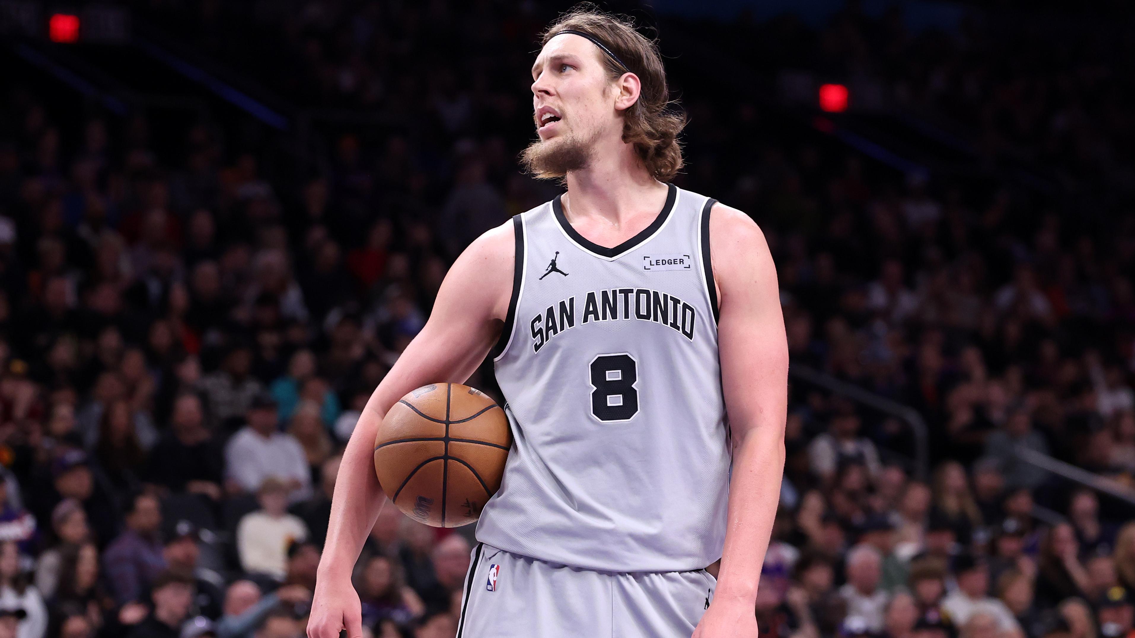 San Antonio Spurs v Phoenix Suns