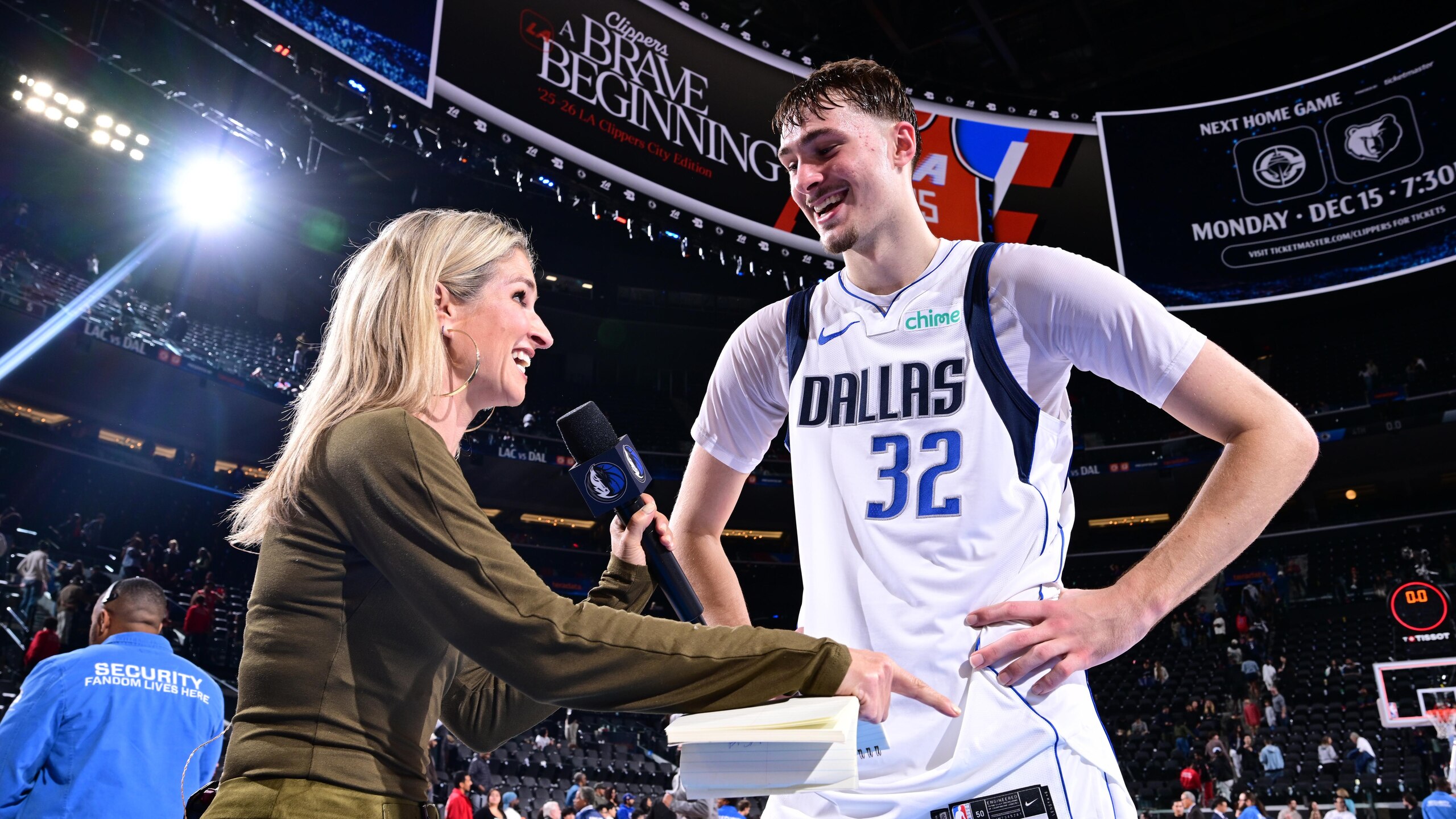 Dallas Mavericks v Los Angeles Clippers