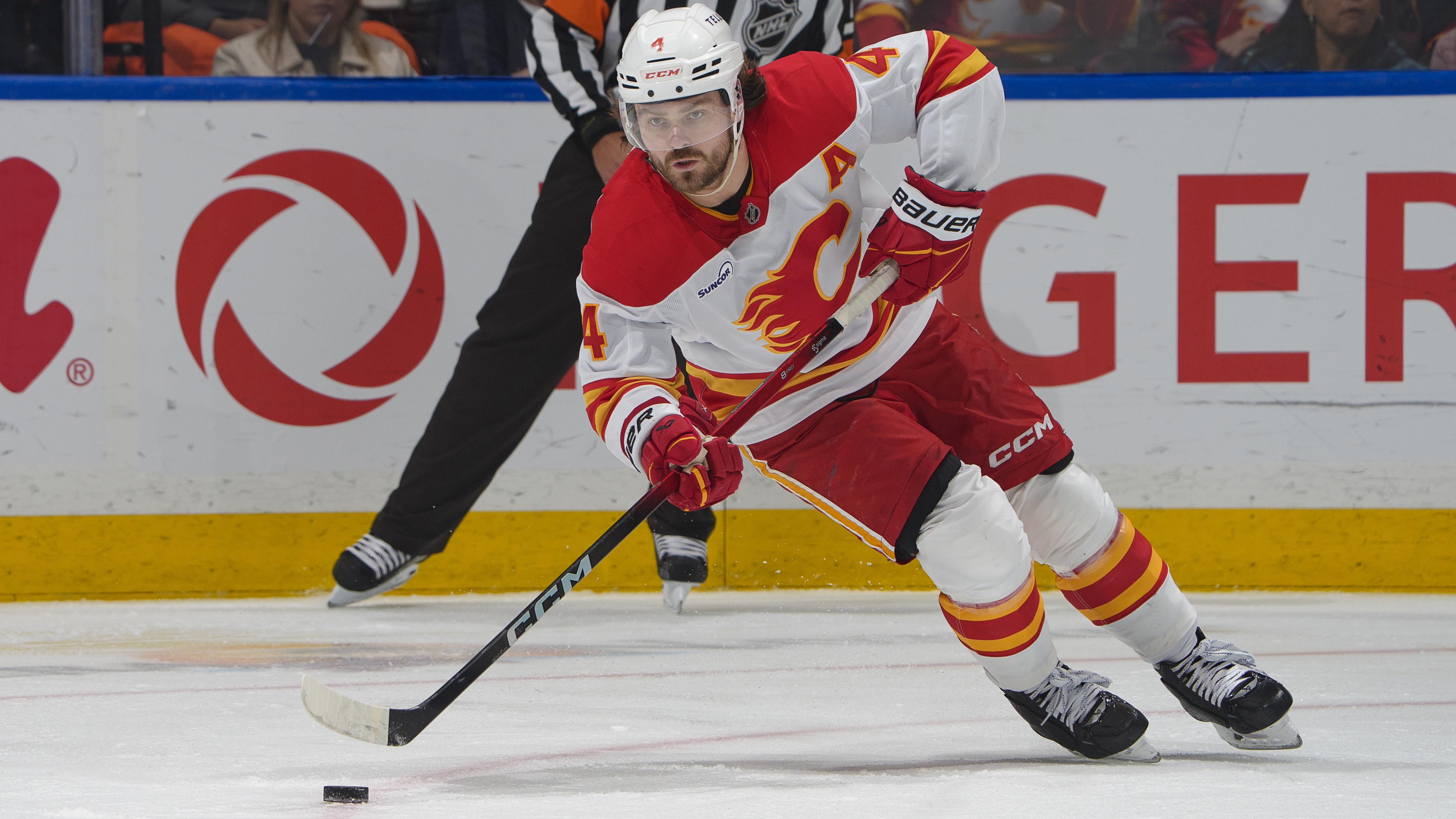 Calgary Flames v Vancouver Canucks