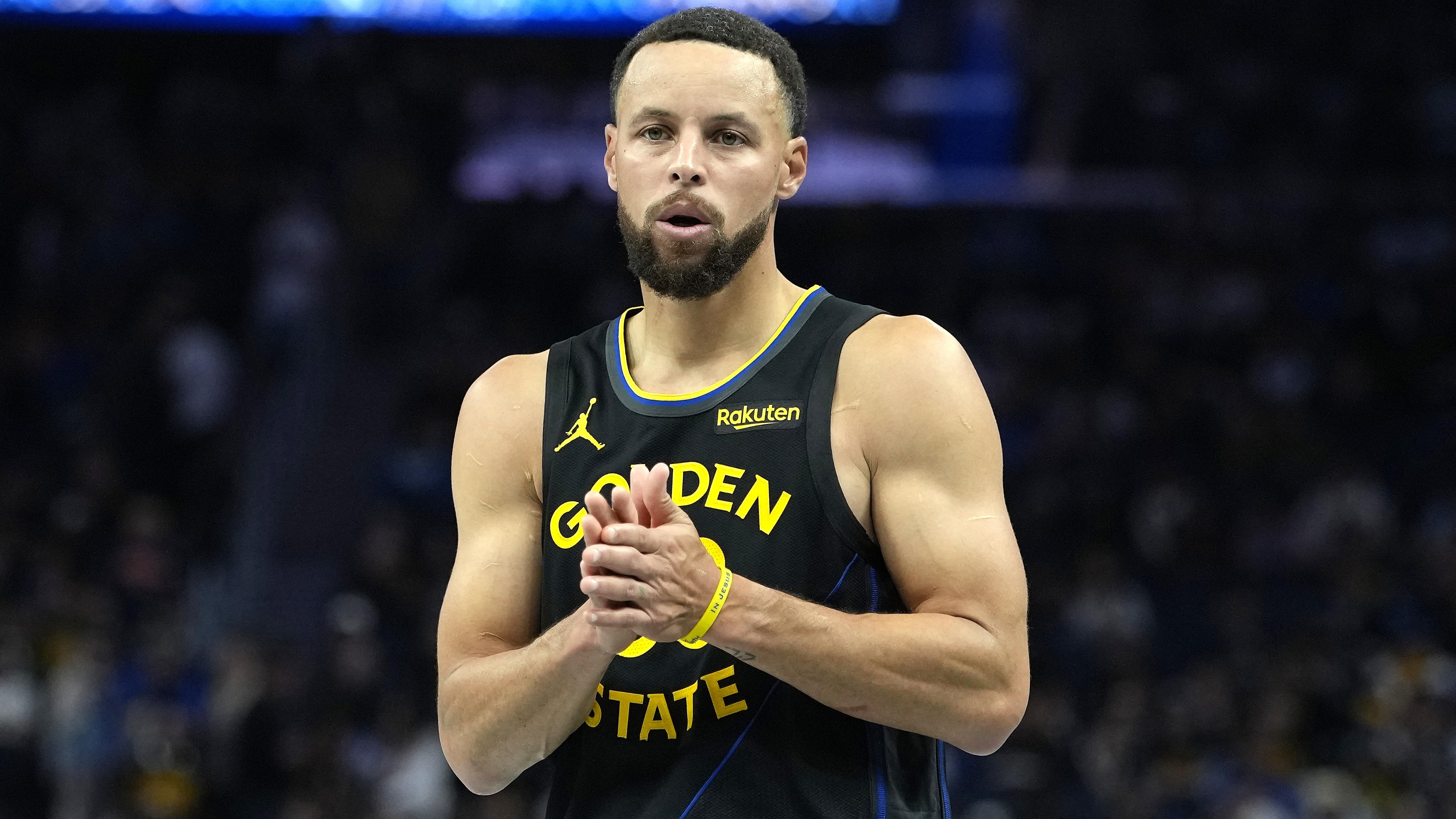 Houston Rockets v Golden State Warriors