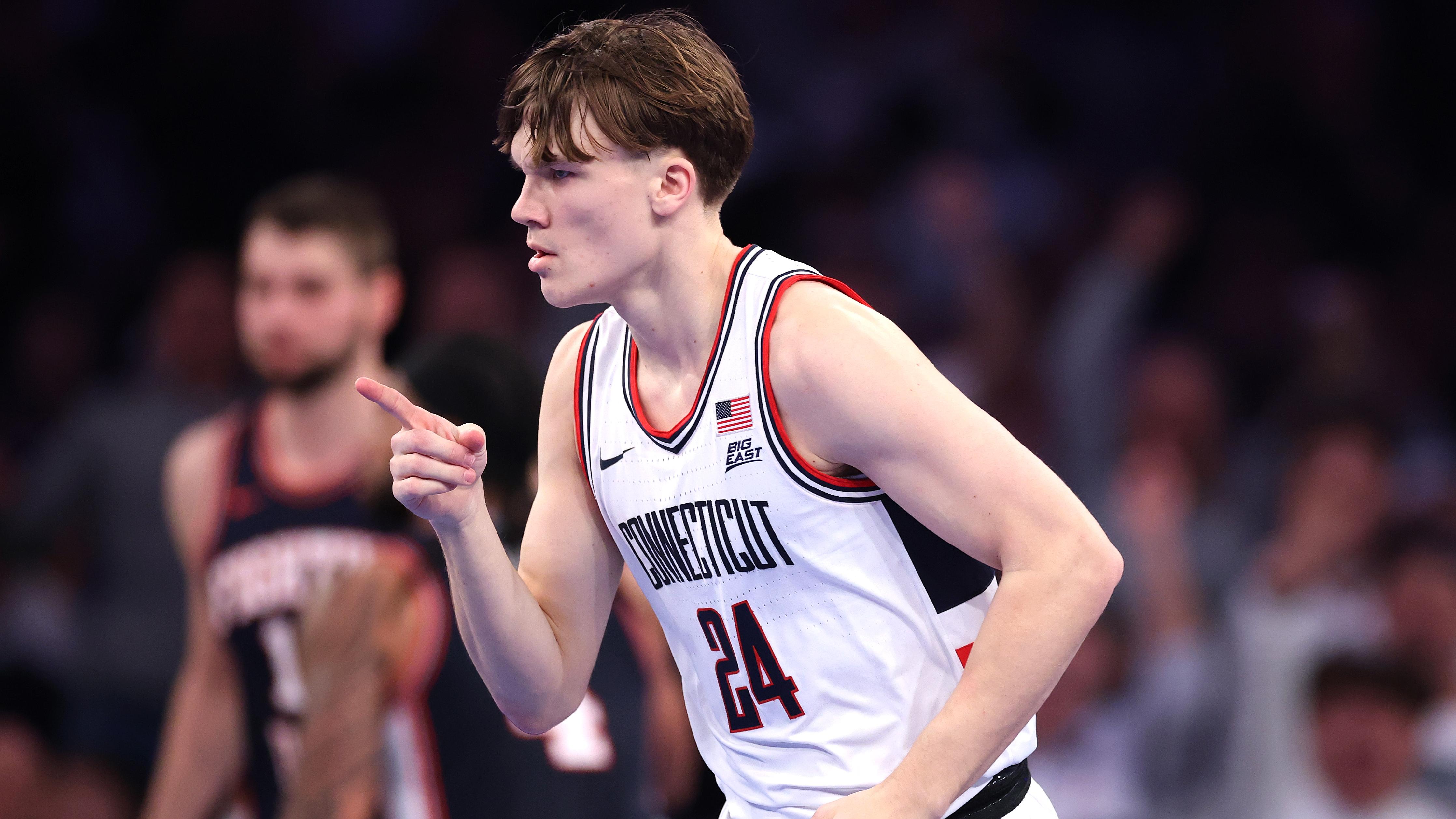 SentinelOne Showdown: Illinois v Connecticut