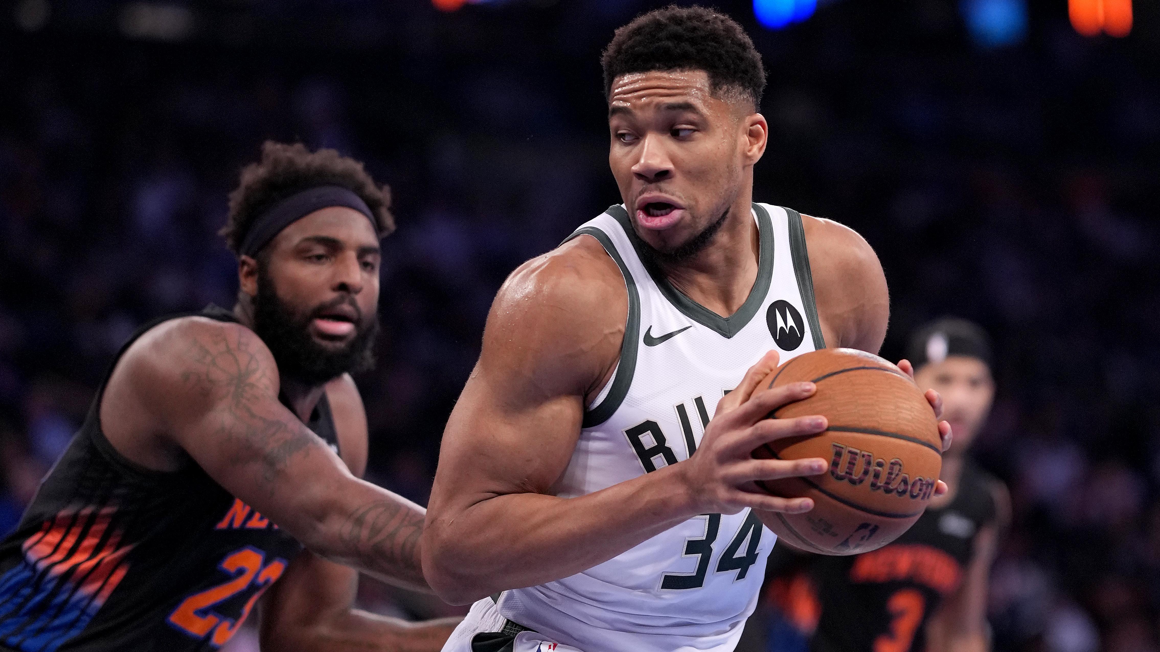 Milwaukee Bucks v New York Knicks