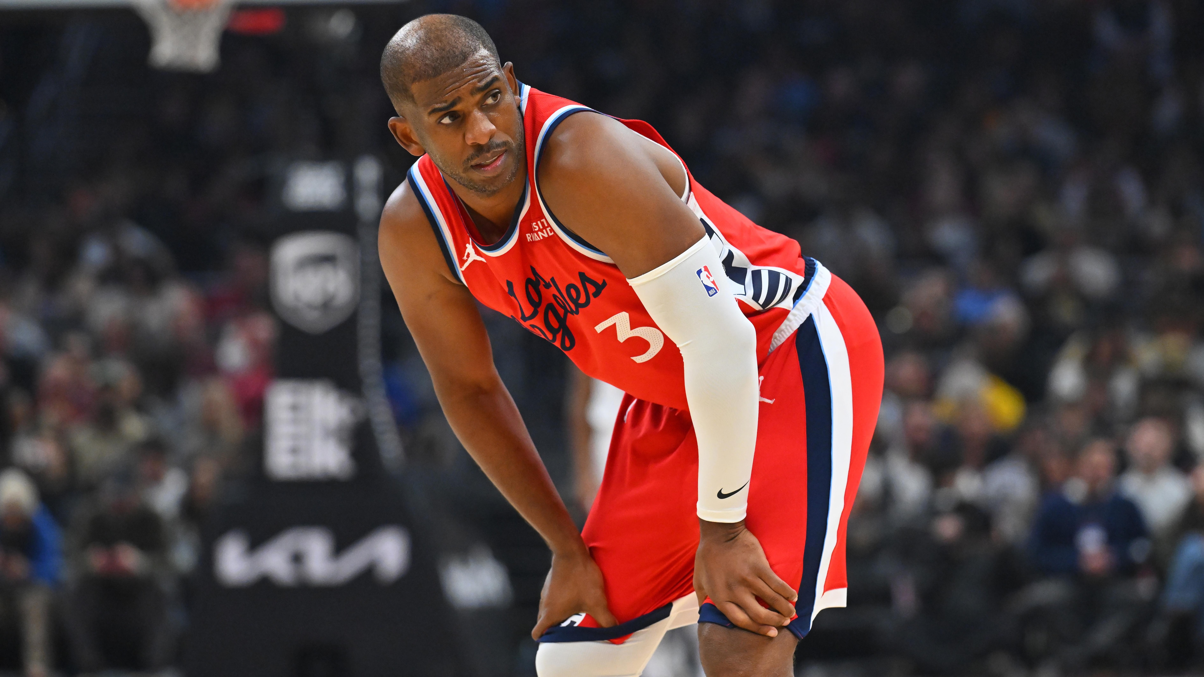 Chris Paul Stuck in Clippers Limbo at Trade Deadline
