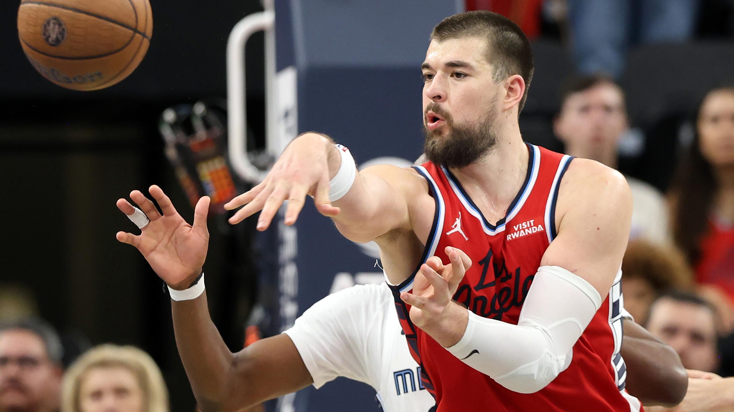 Memphis Grizzlies v Los Angeles Clippers