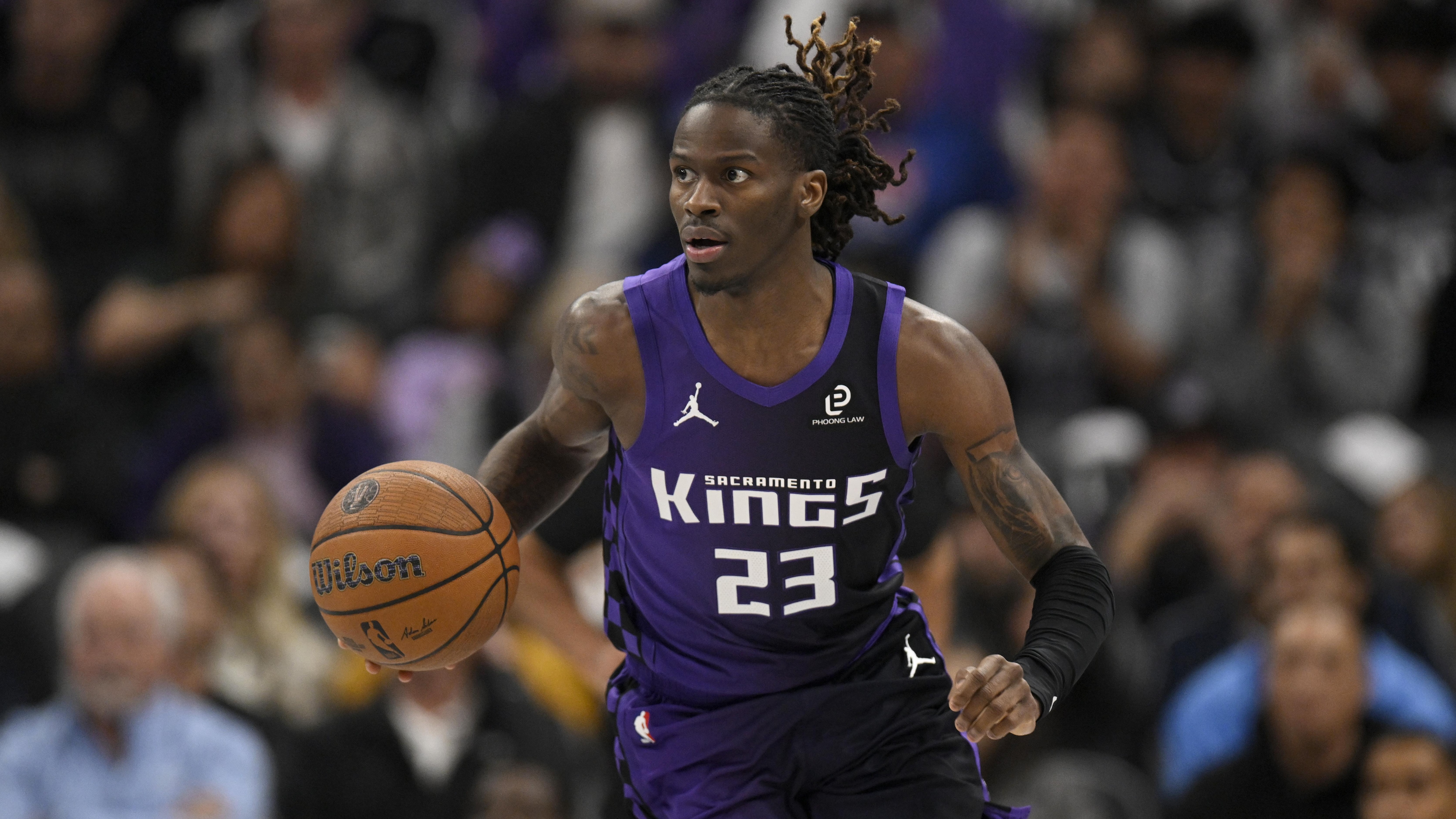 Phoenix Suns v Sacramento Kings