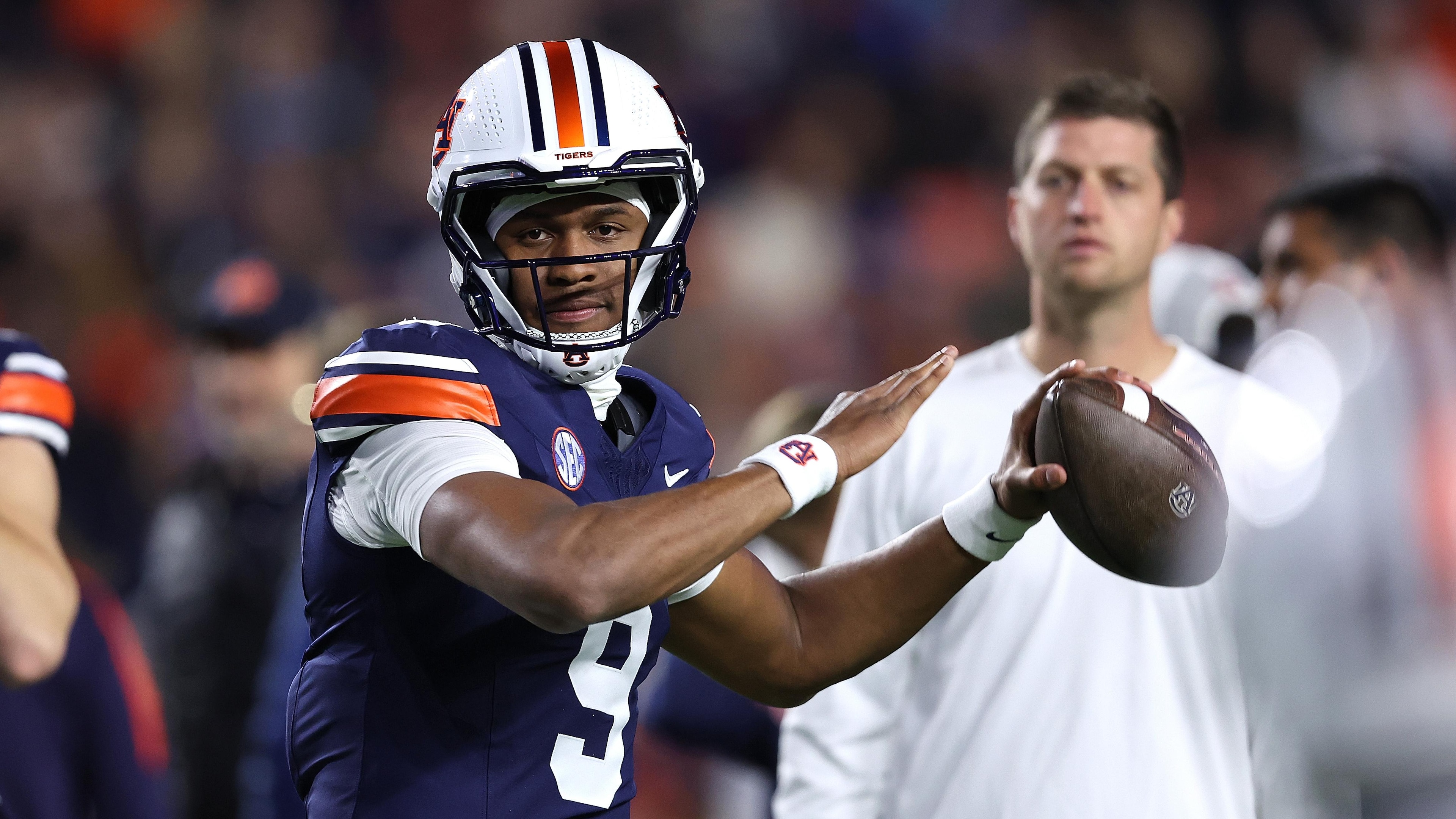 Alabama v Auburn