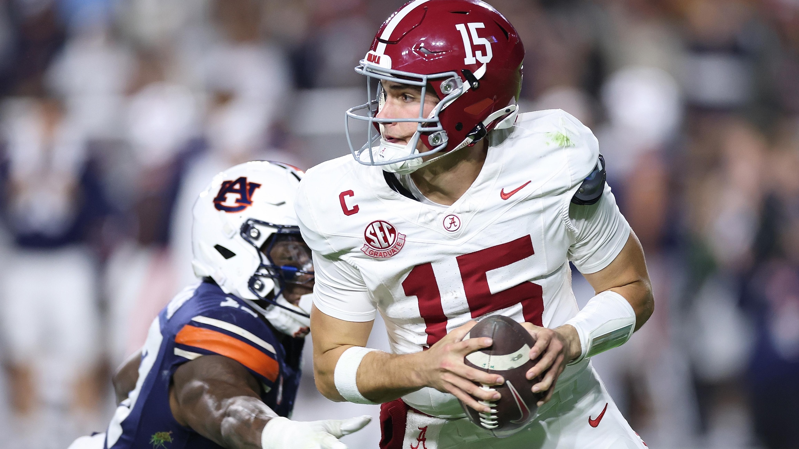 Alabama v Auburn