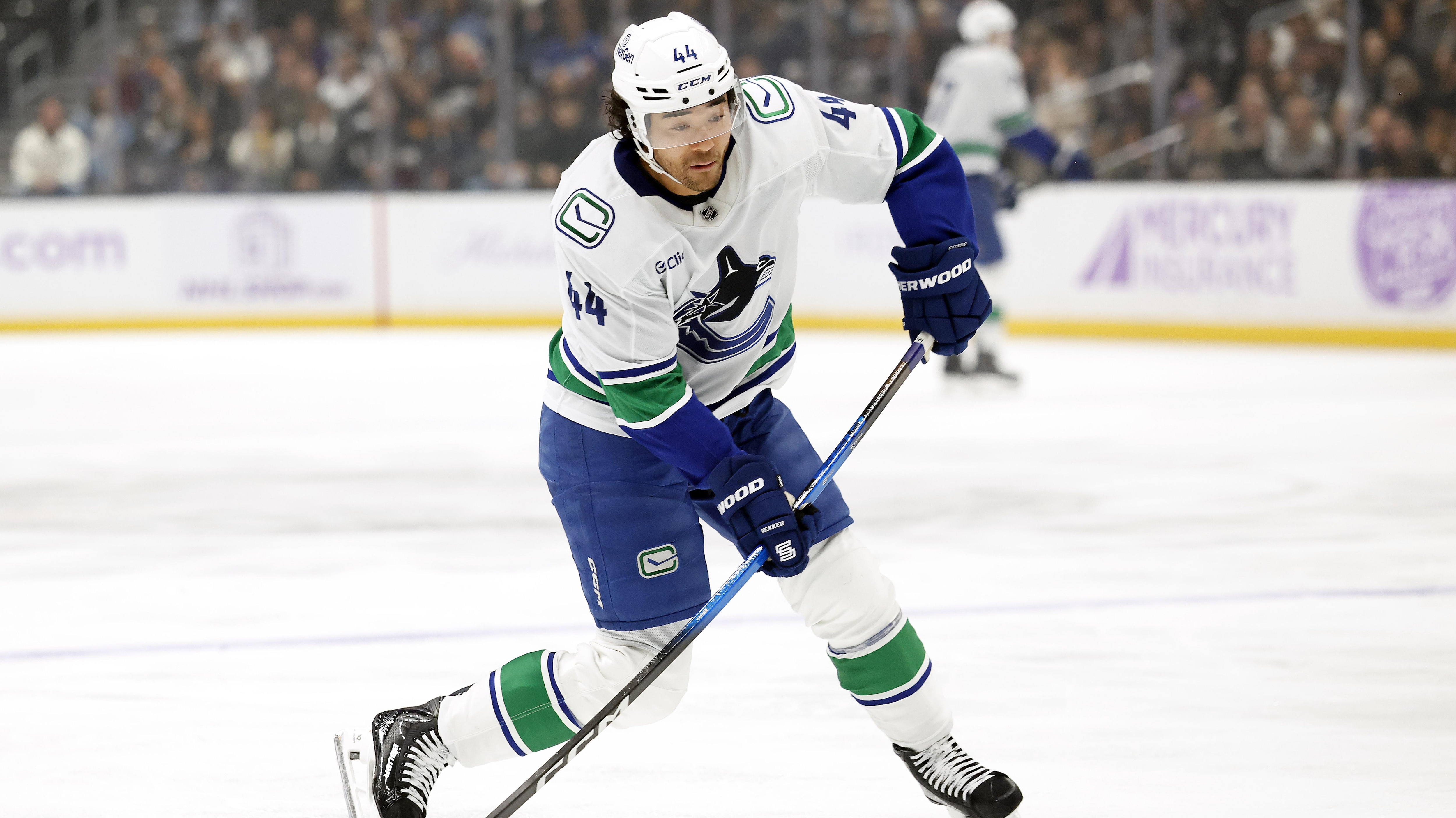 Vancouver Canucks v Los Angeles Kings