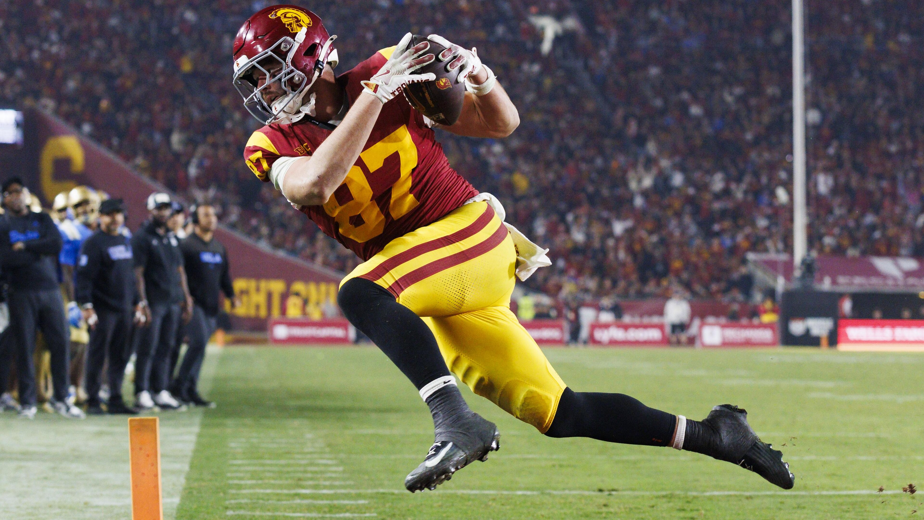 UCLA v USC