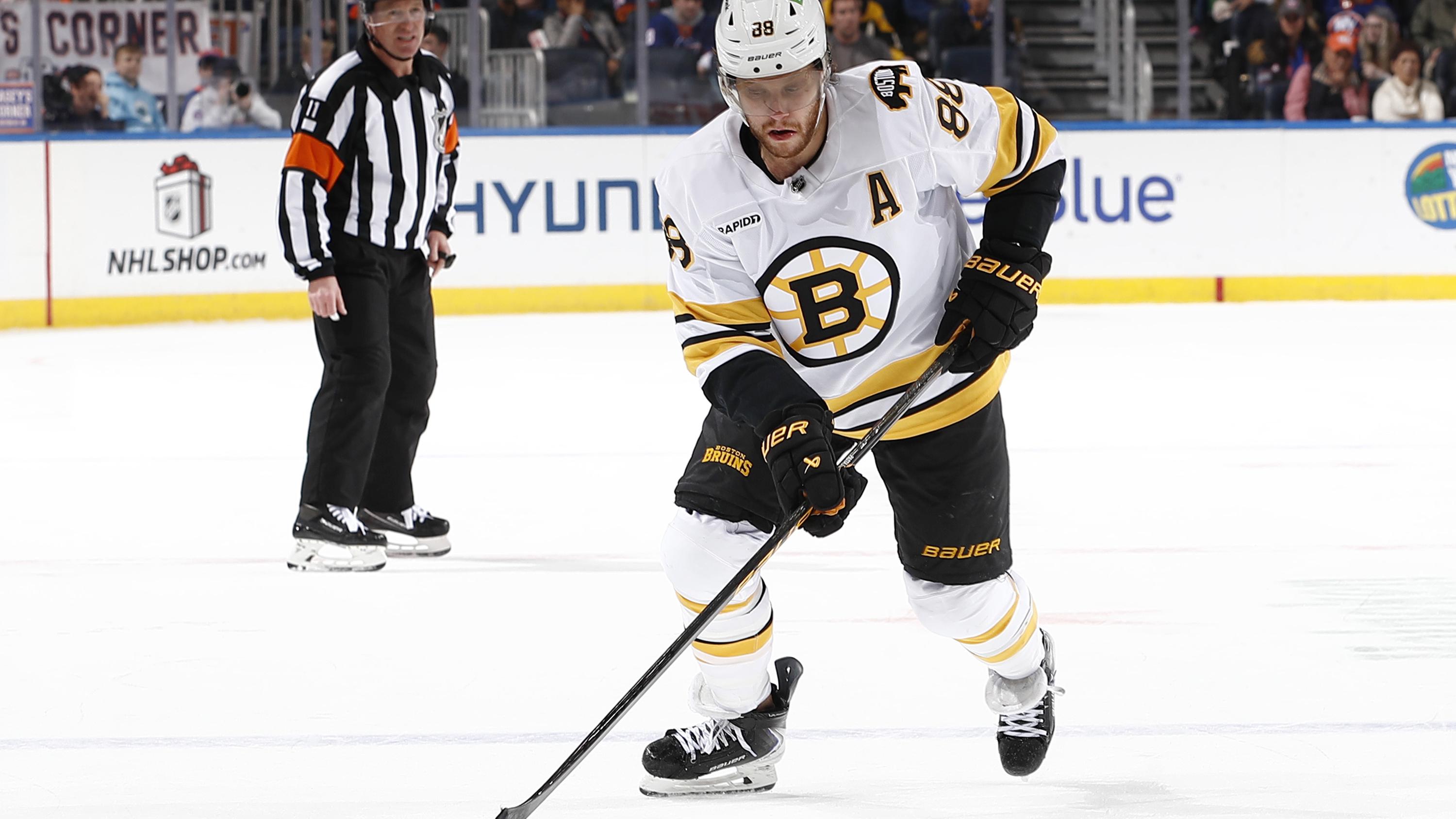 Boston Bruins v New York Islanders