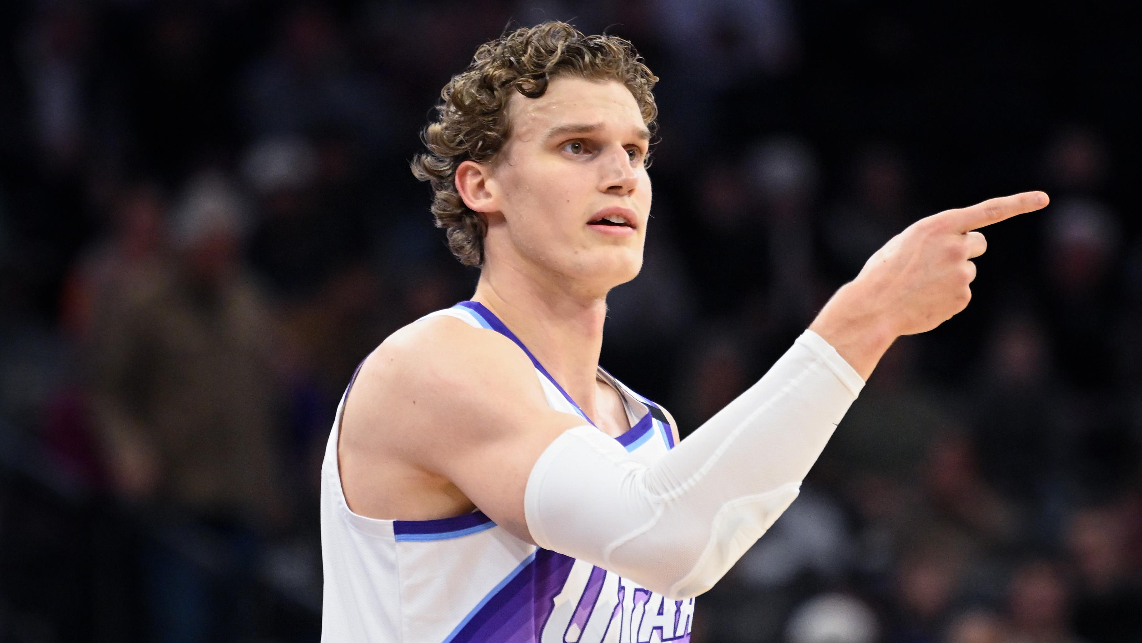 Houston Rockets v Utah Jazz