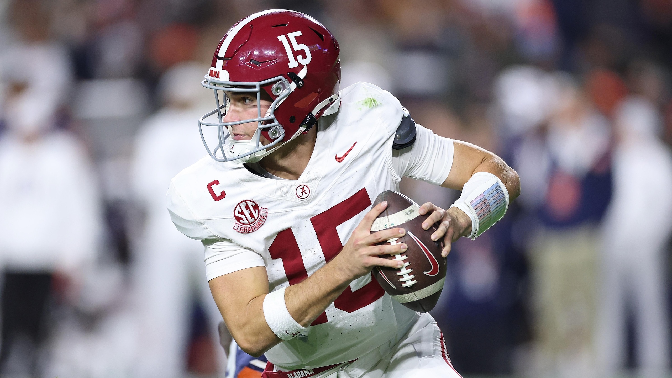 Alabama v Auburn