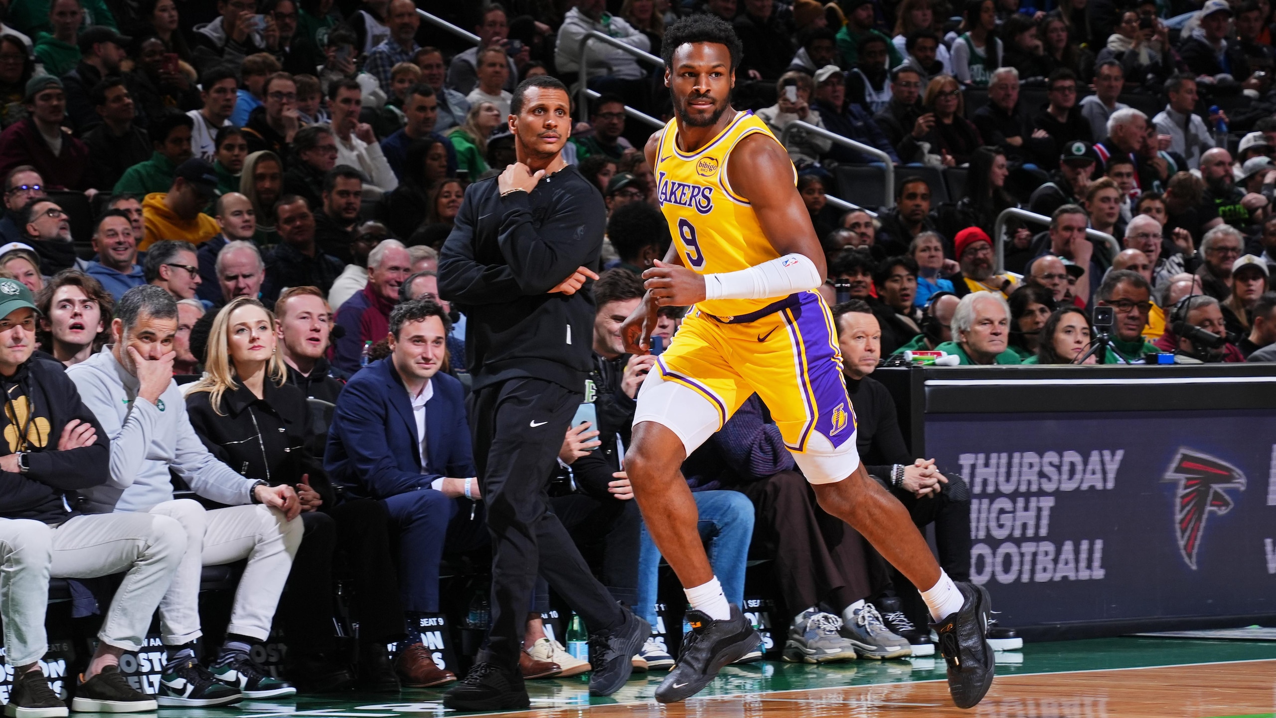 Los Angeles Lakers v Boston Celtics
