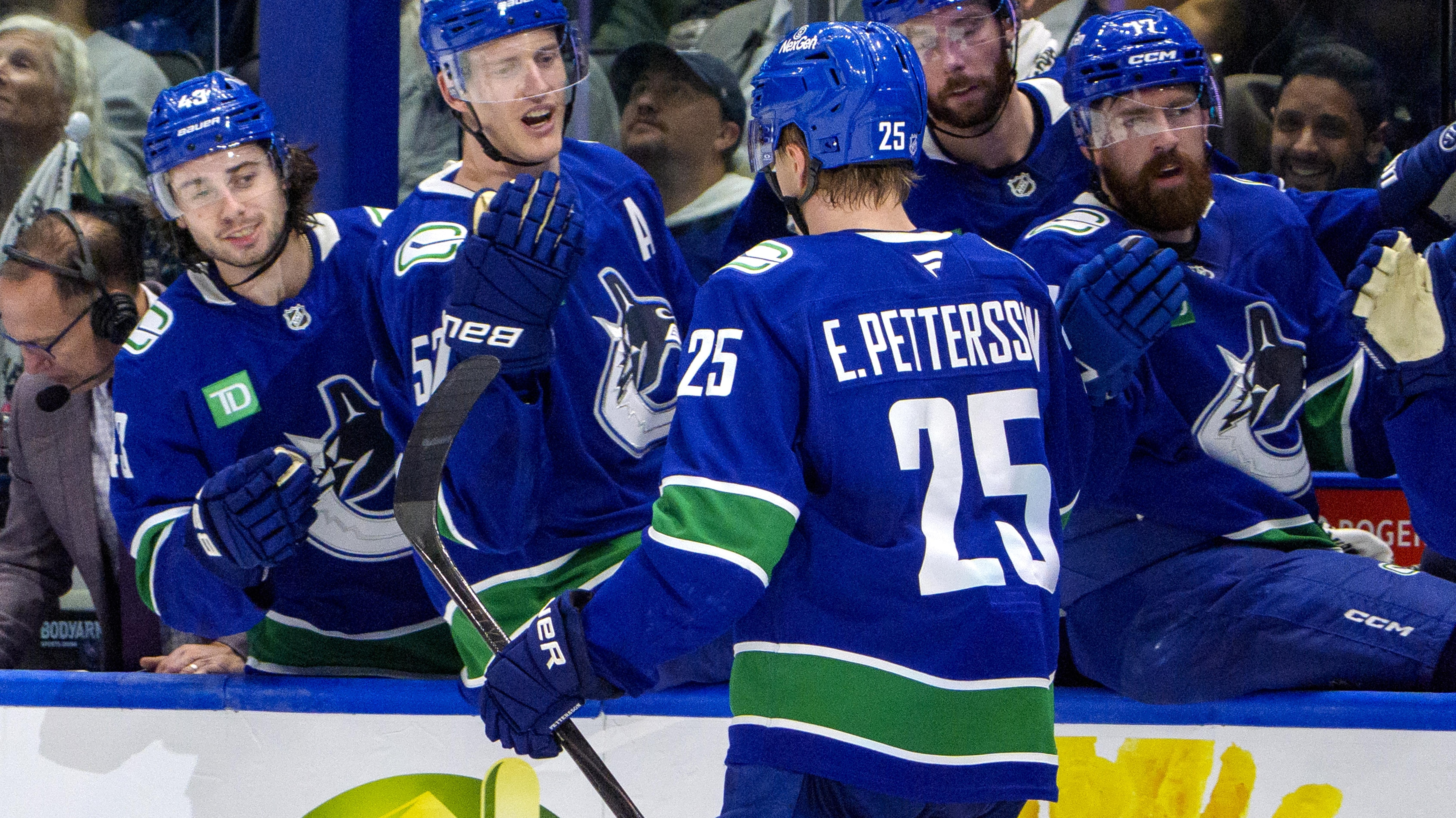 Minnesota Wild v Vancouver Canucks