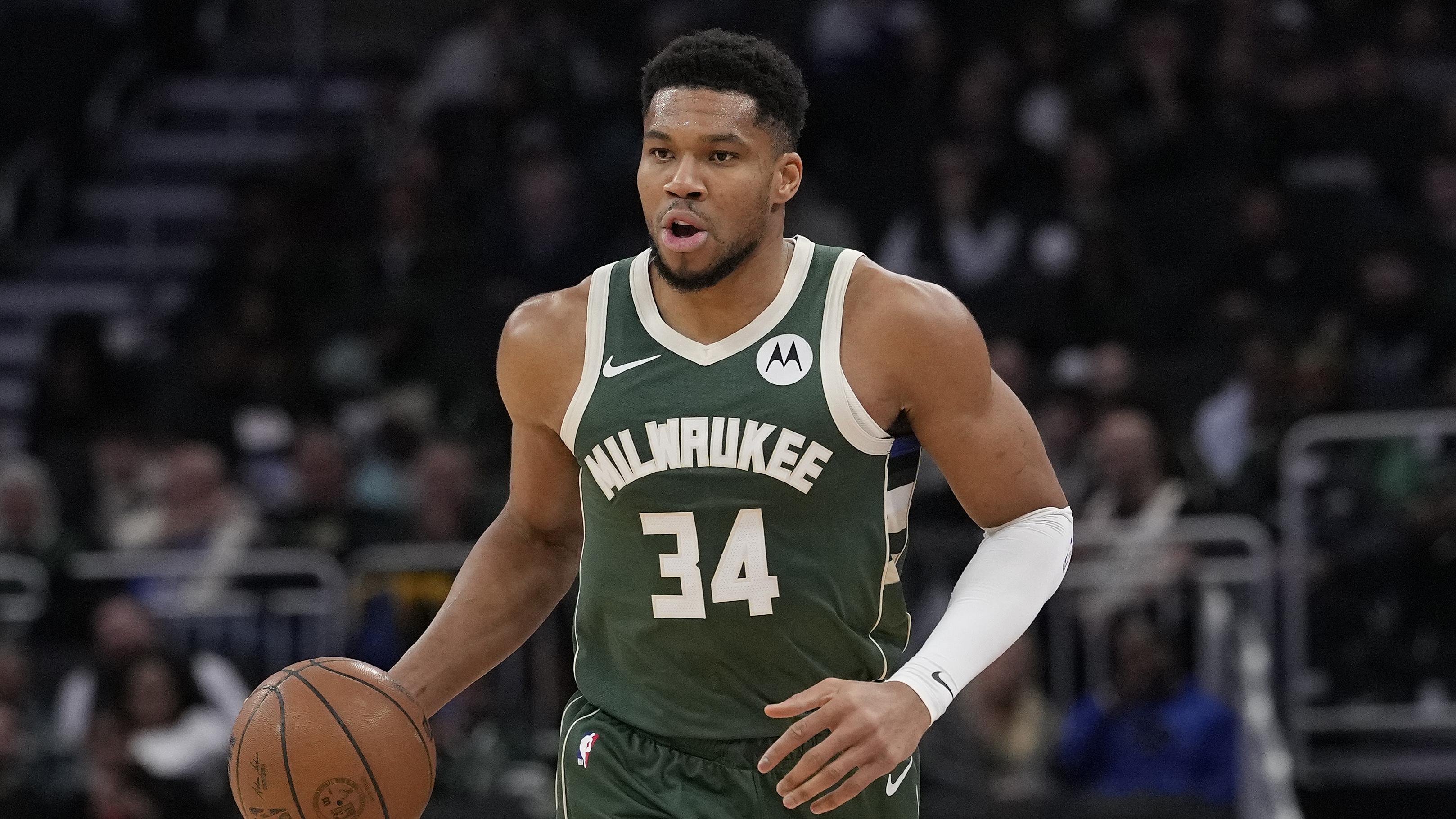 Giannis' Instagram Purge Sparks Bucks-Knicks Trade Talk