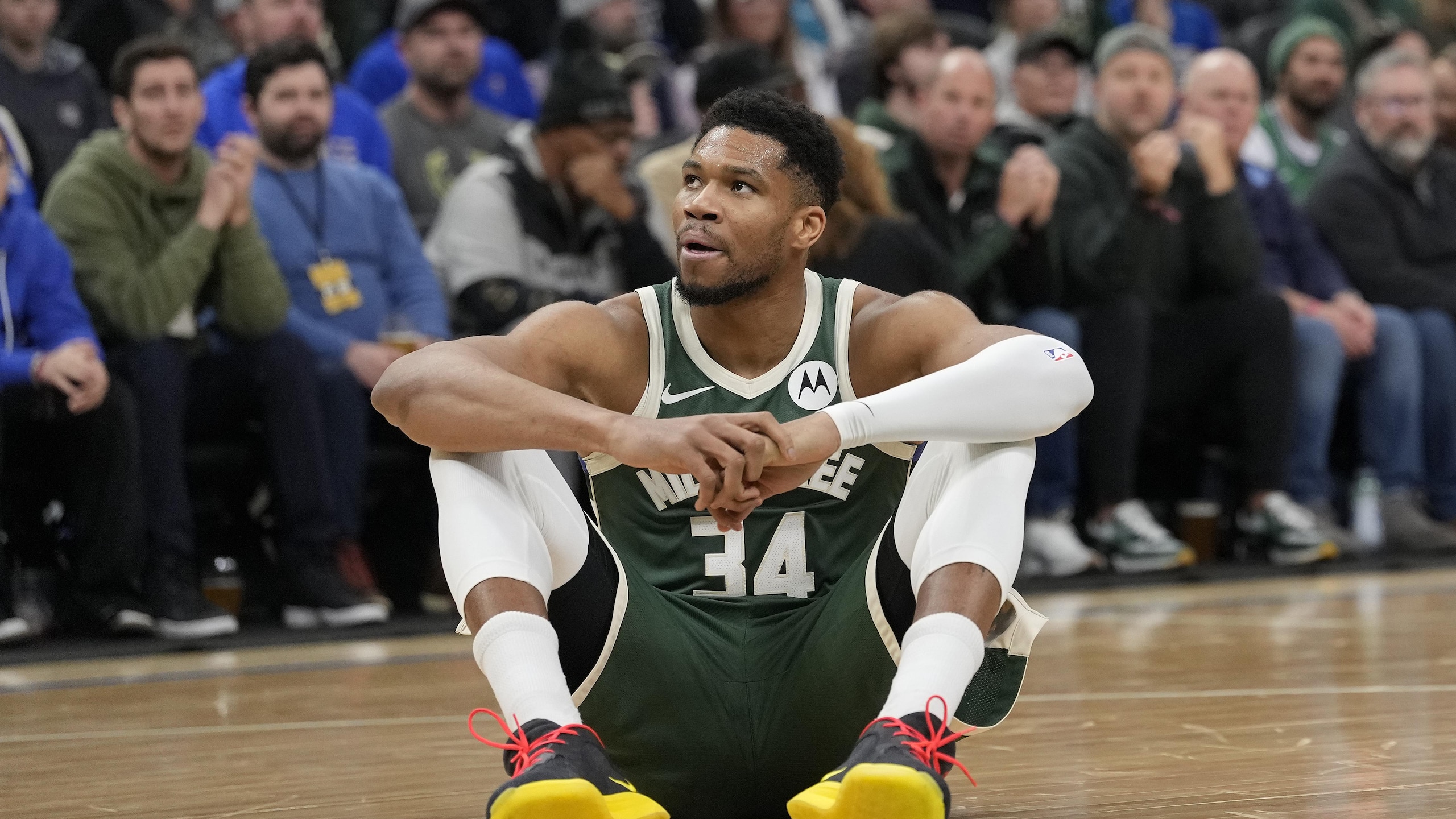 Detroit Pistons v Milwaukee Bucks