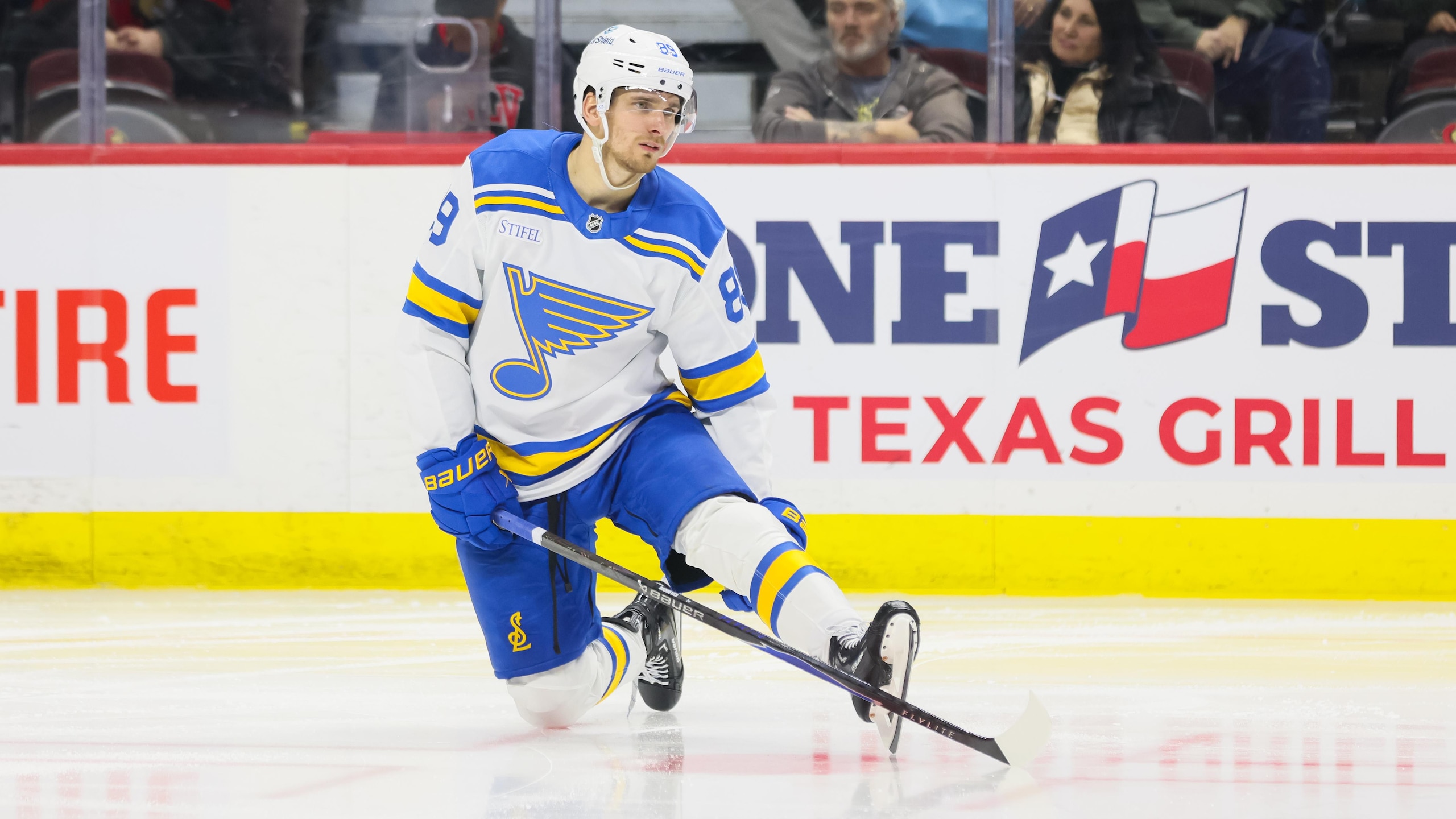 NHL: DEC 06 Blues at Senators