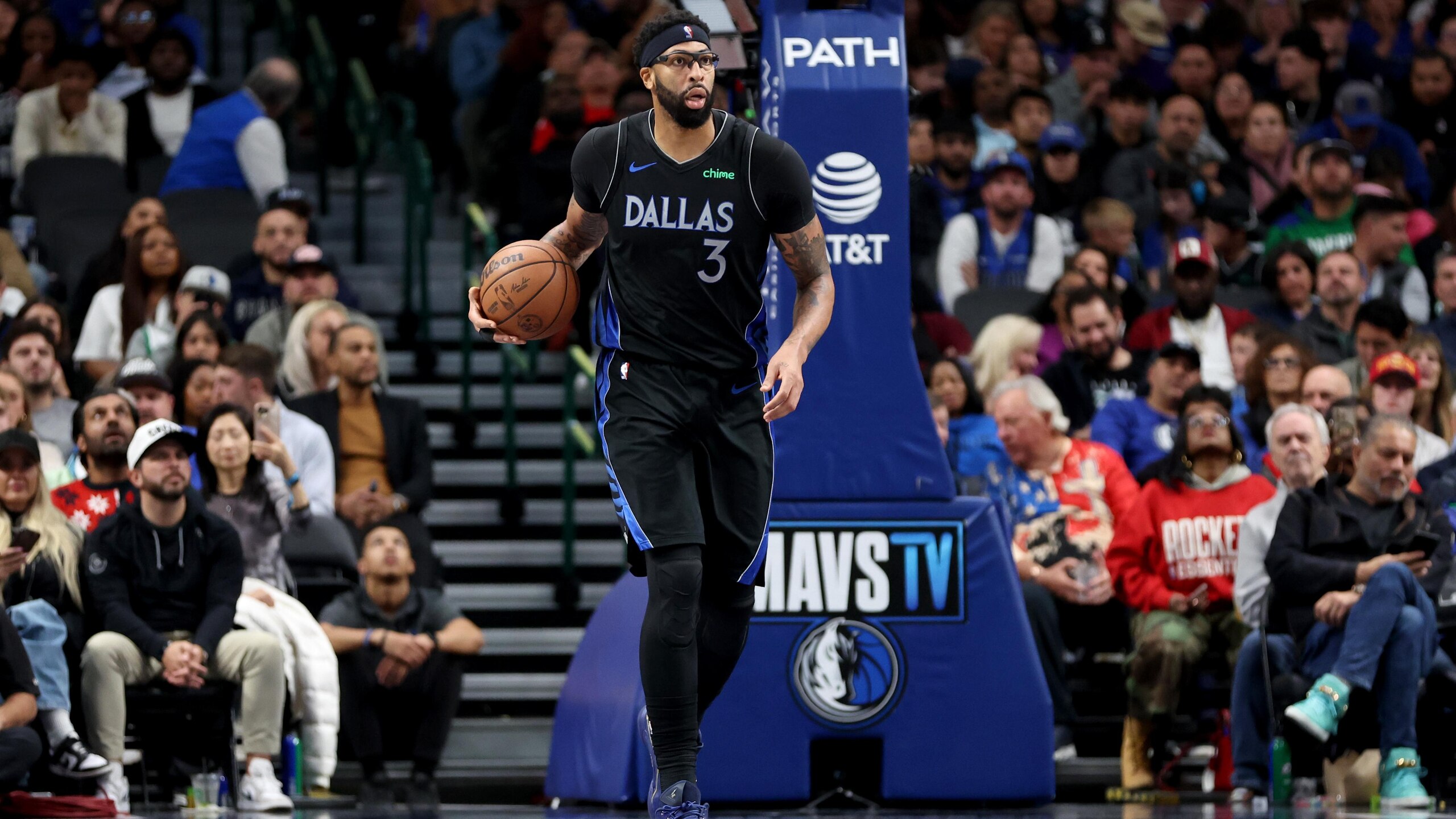 Houston Rockets v Dallas Mavericks