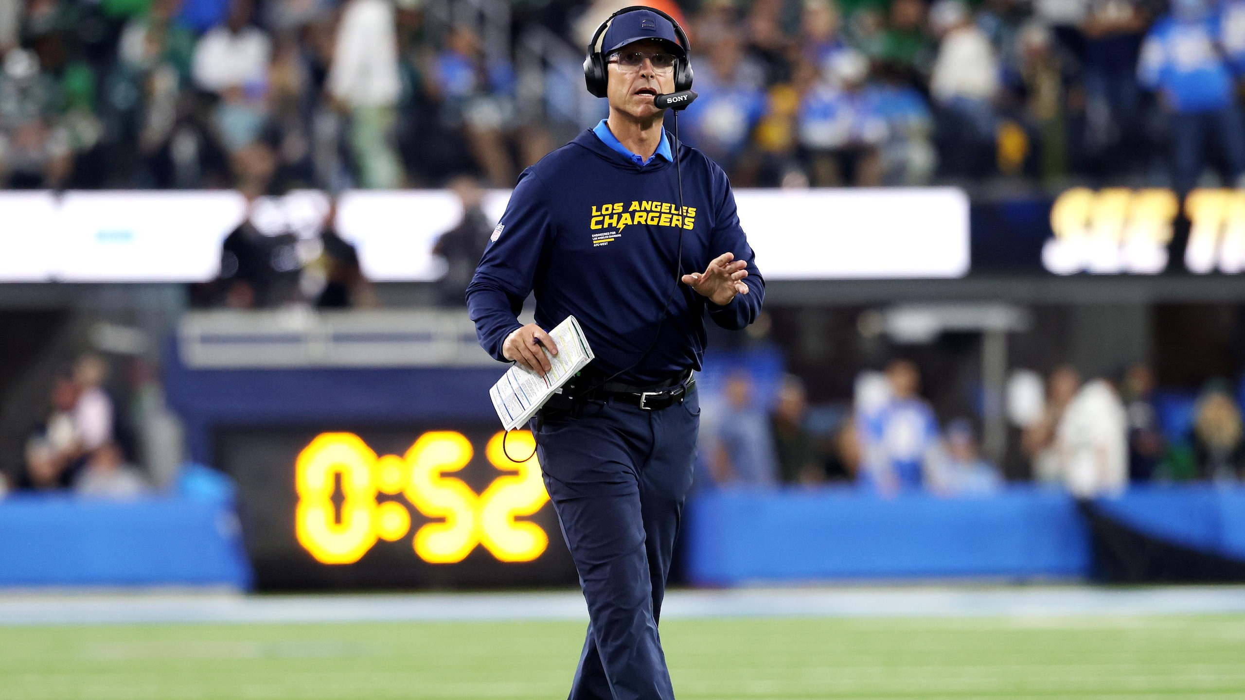 Philadelphia Eagles v Los Angeles Chargers - NFL 2025
