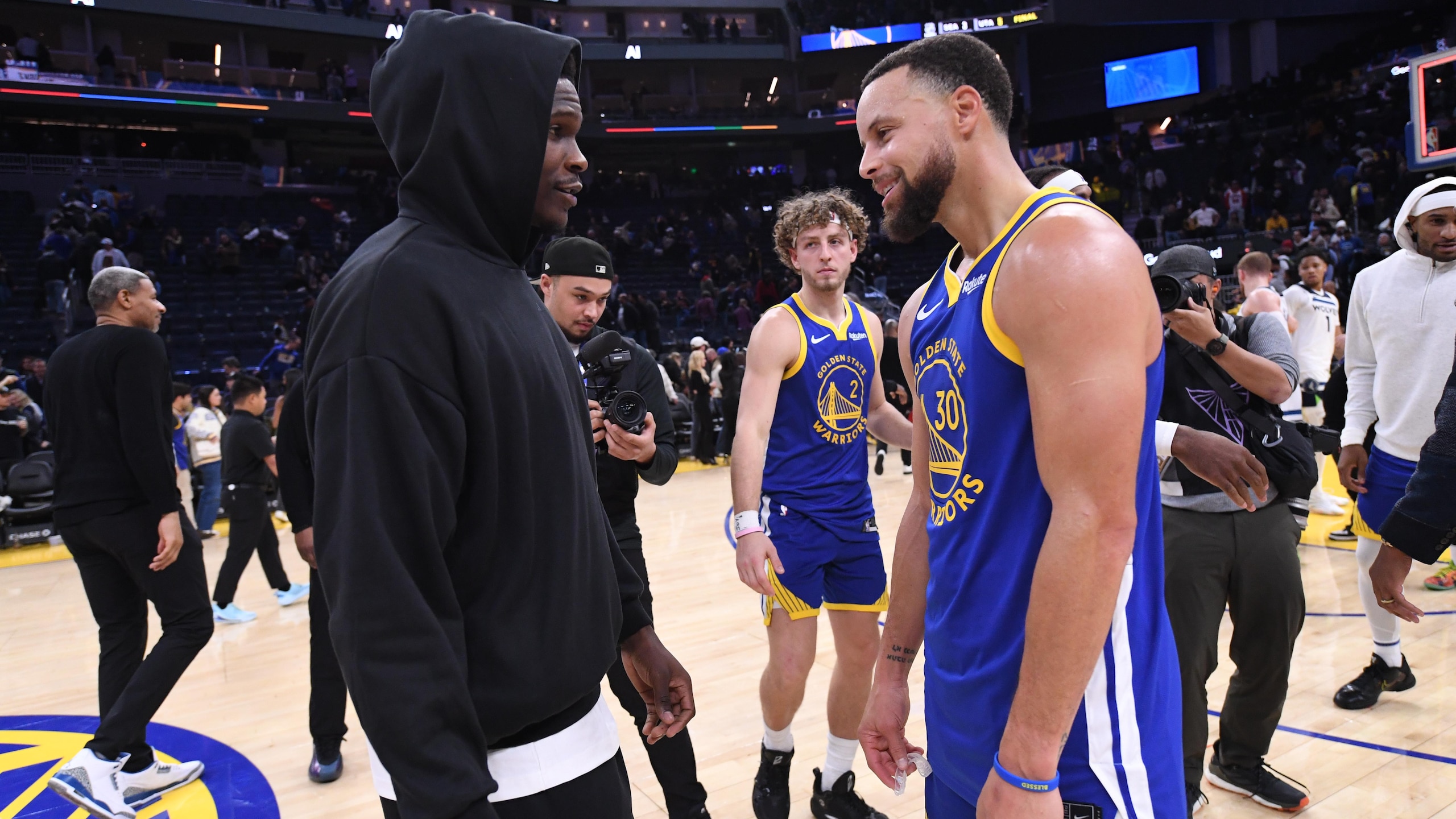 Minnesota Timberwolves v Golden State Warriors