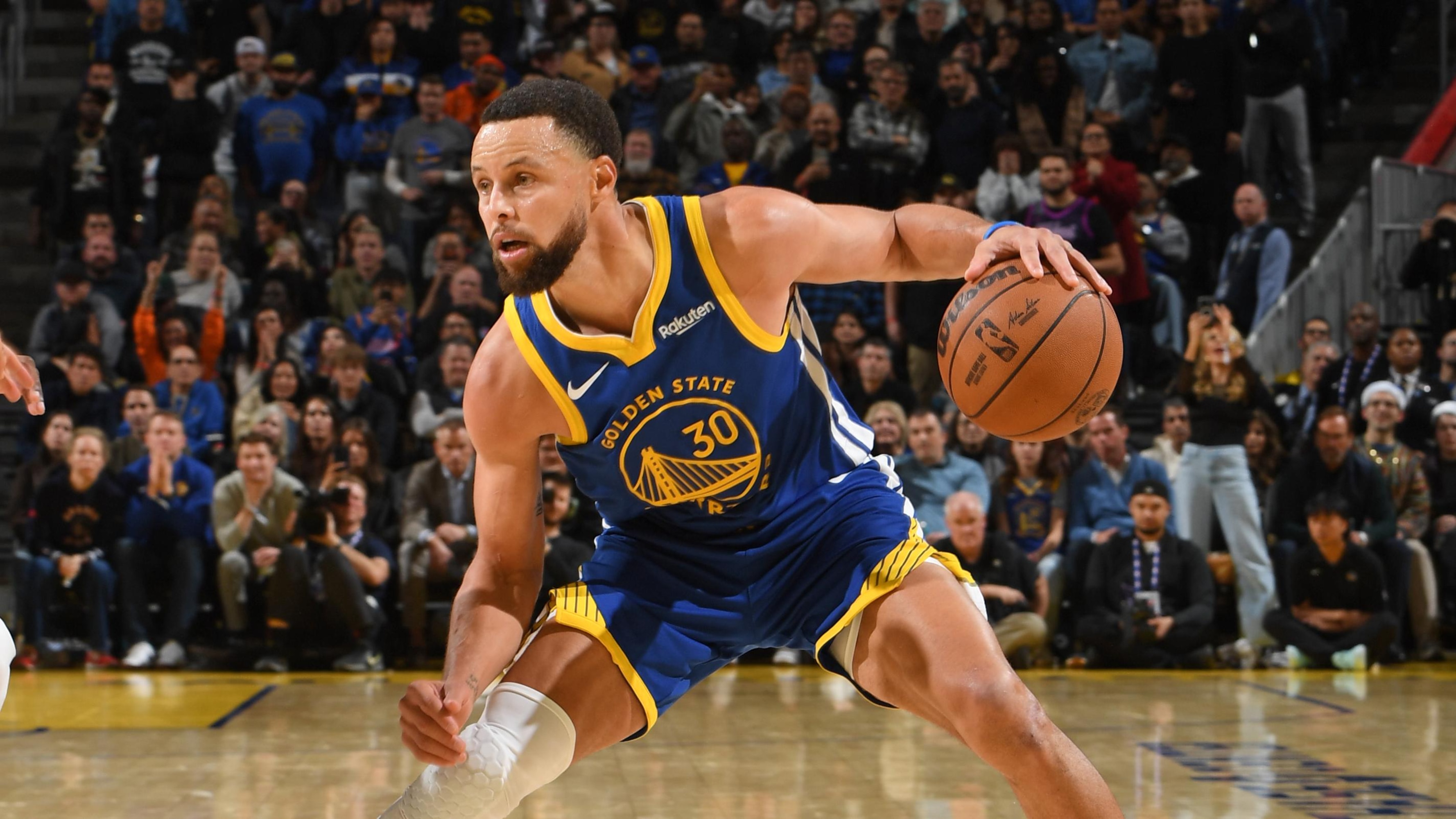 Stephen Curry, Steve Kerr Criticize Warriors' Defense After Loss to T-Wolves