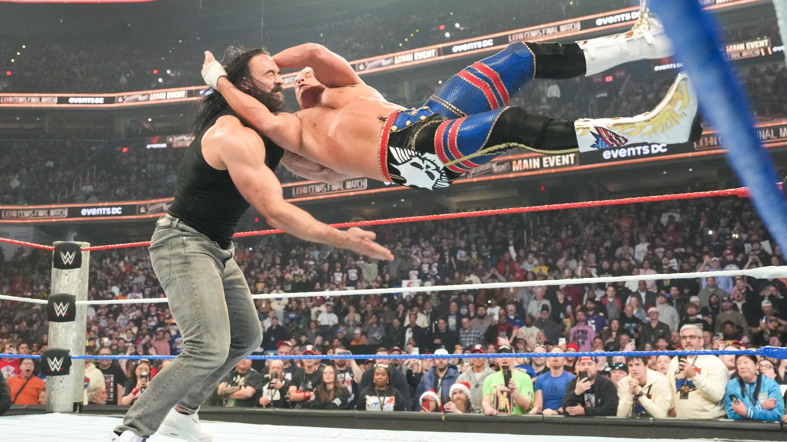 WWE - Saturday Night's Main Event