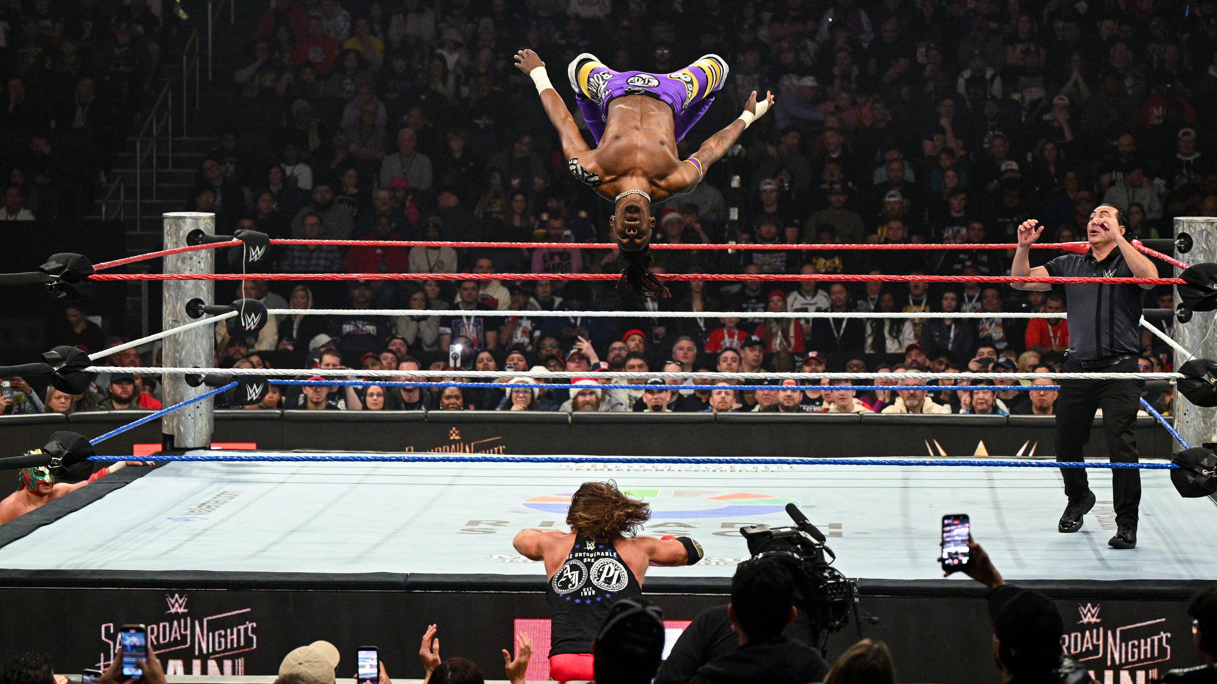 WWE - Saturday Night's Main Event