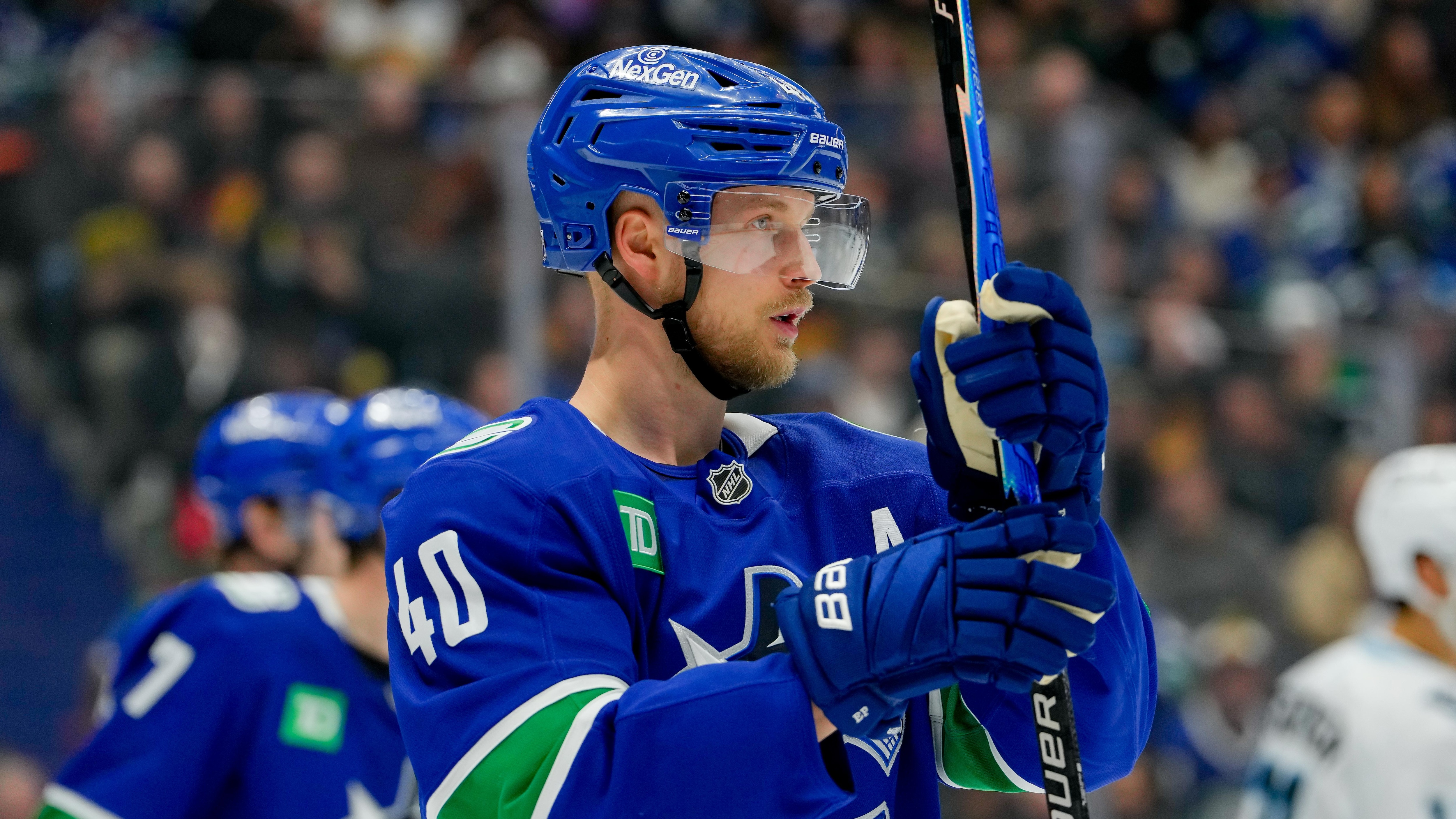 Utah Mammoth v Vancouver Canucks