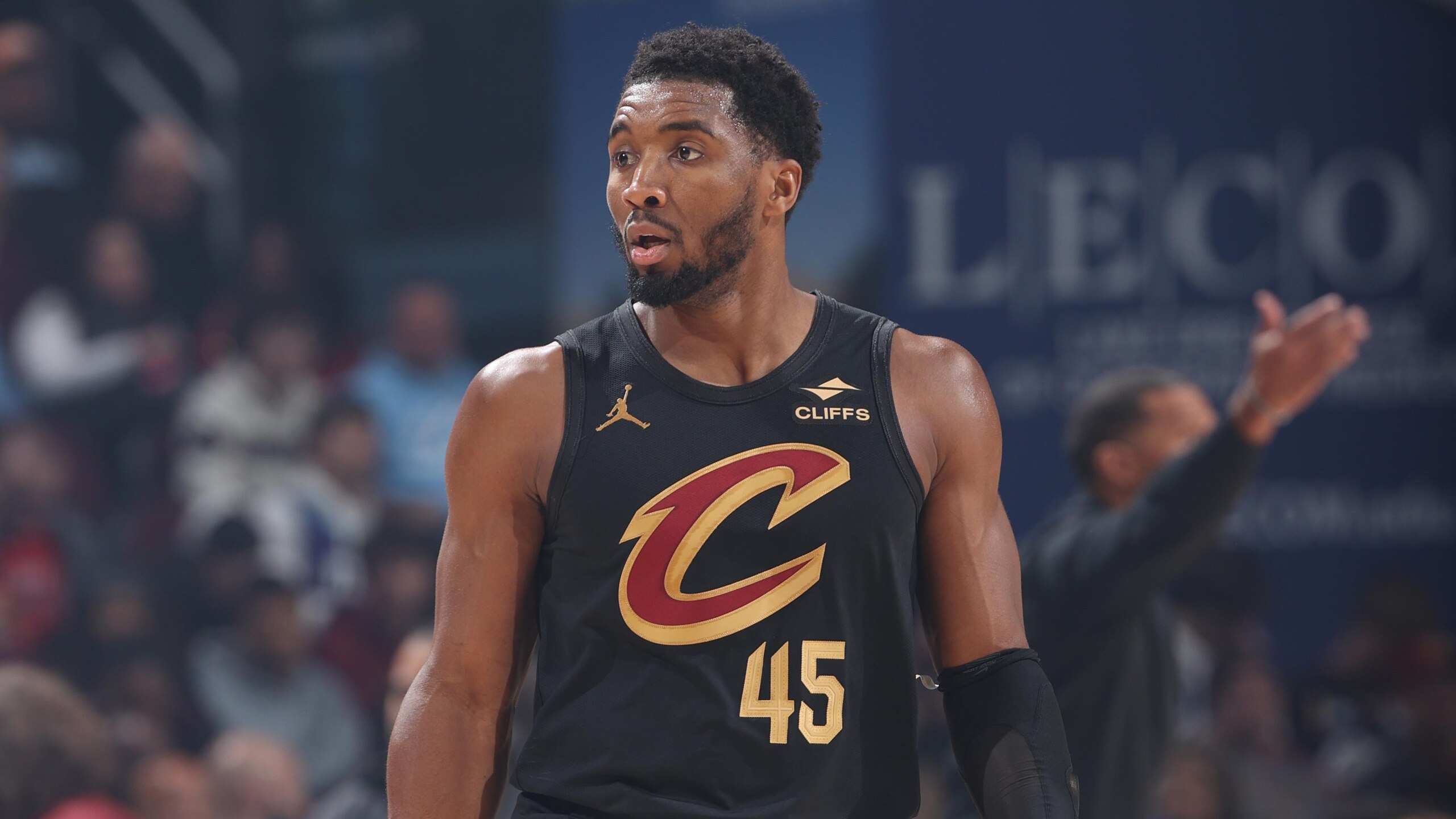 Charlotte Hornets v Cleveland Cavaliers