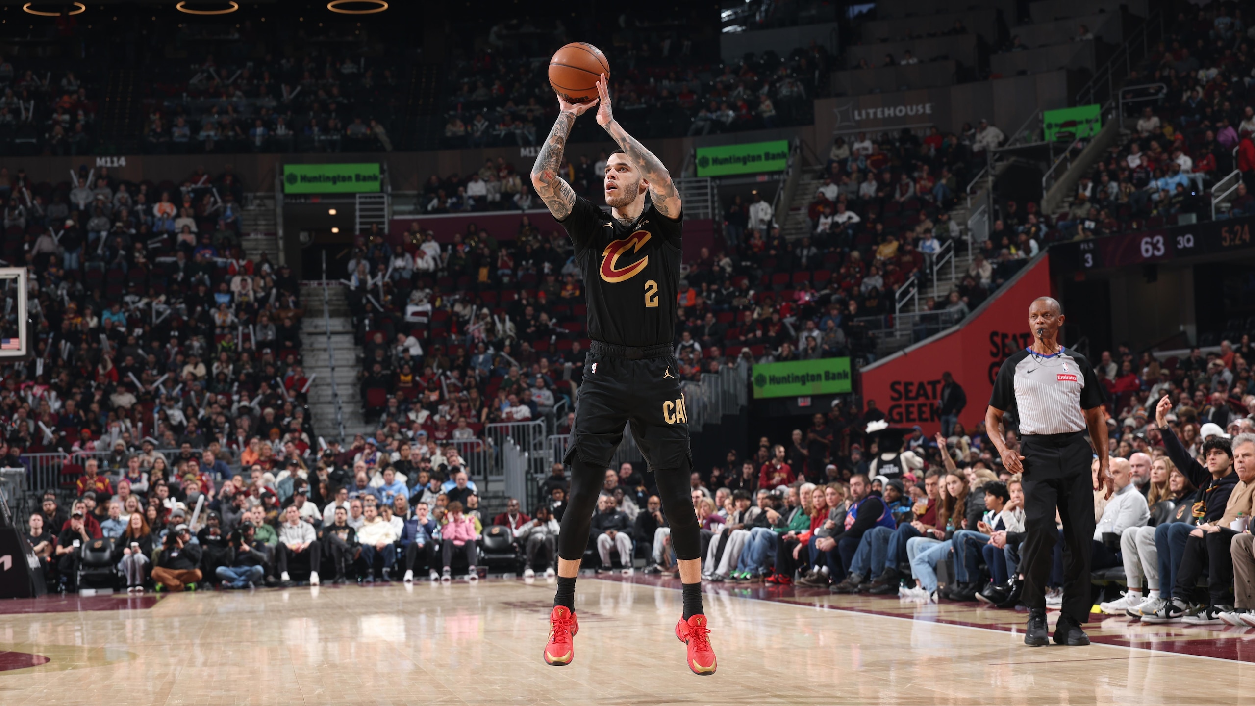 Charlotte Hornets v Cleveland Cavaliers