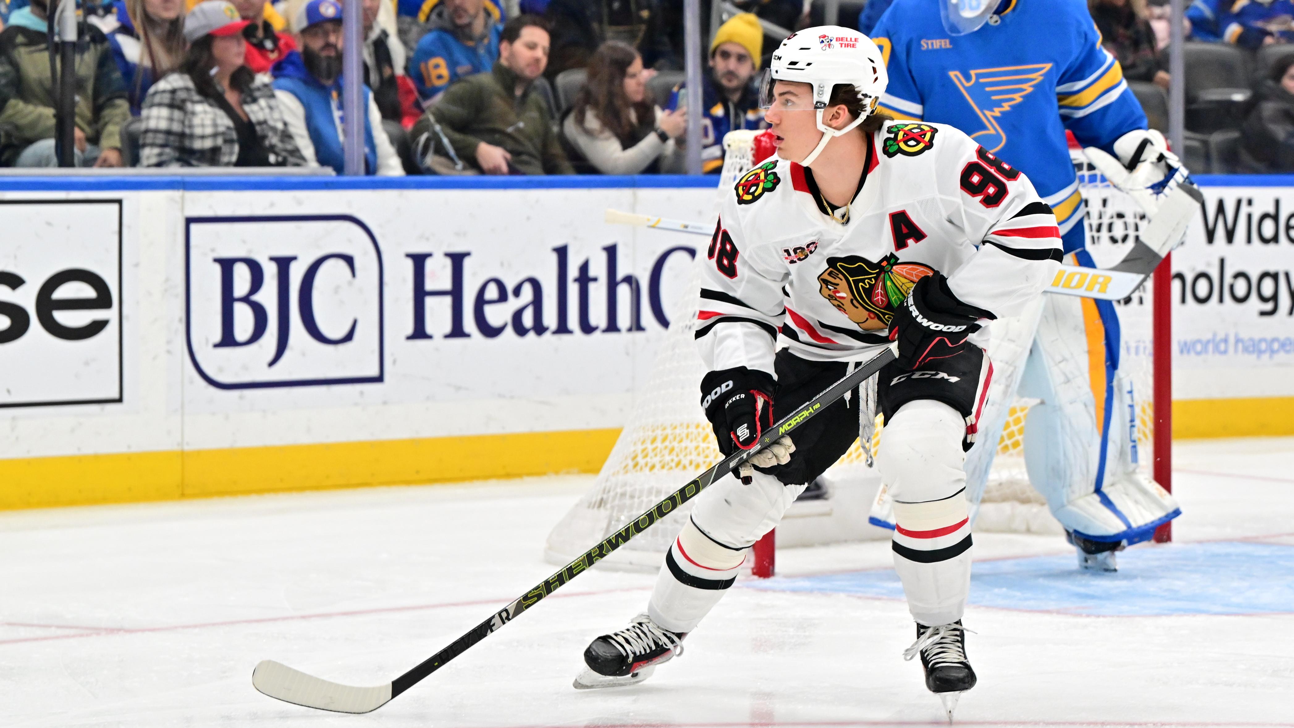 NHL: DEC 12 Blackhawks at Blues