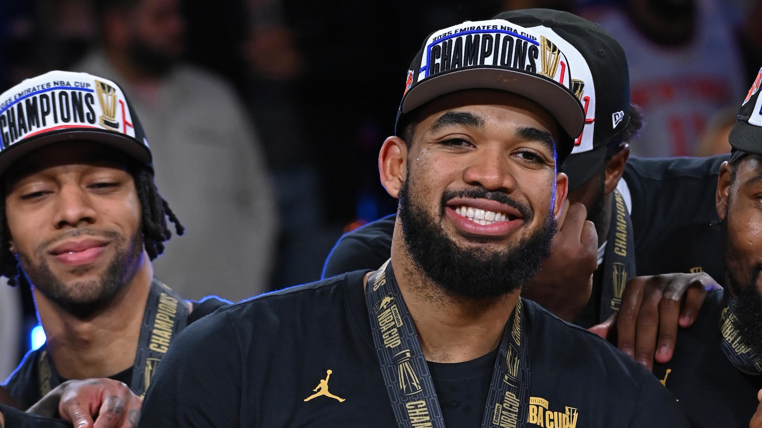 San Antonio Spurs v New York Knicks: Emirates NBA Cup - Final