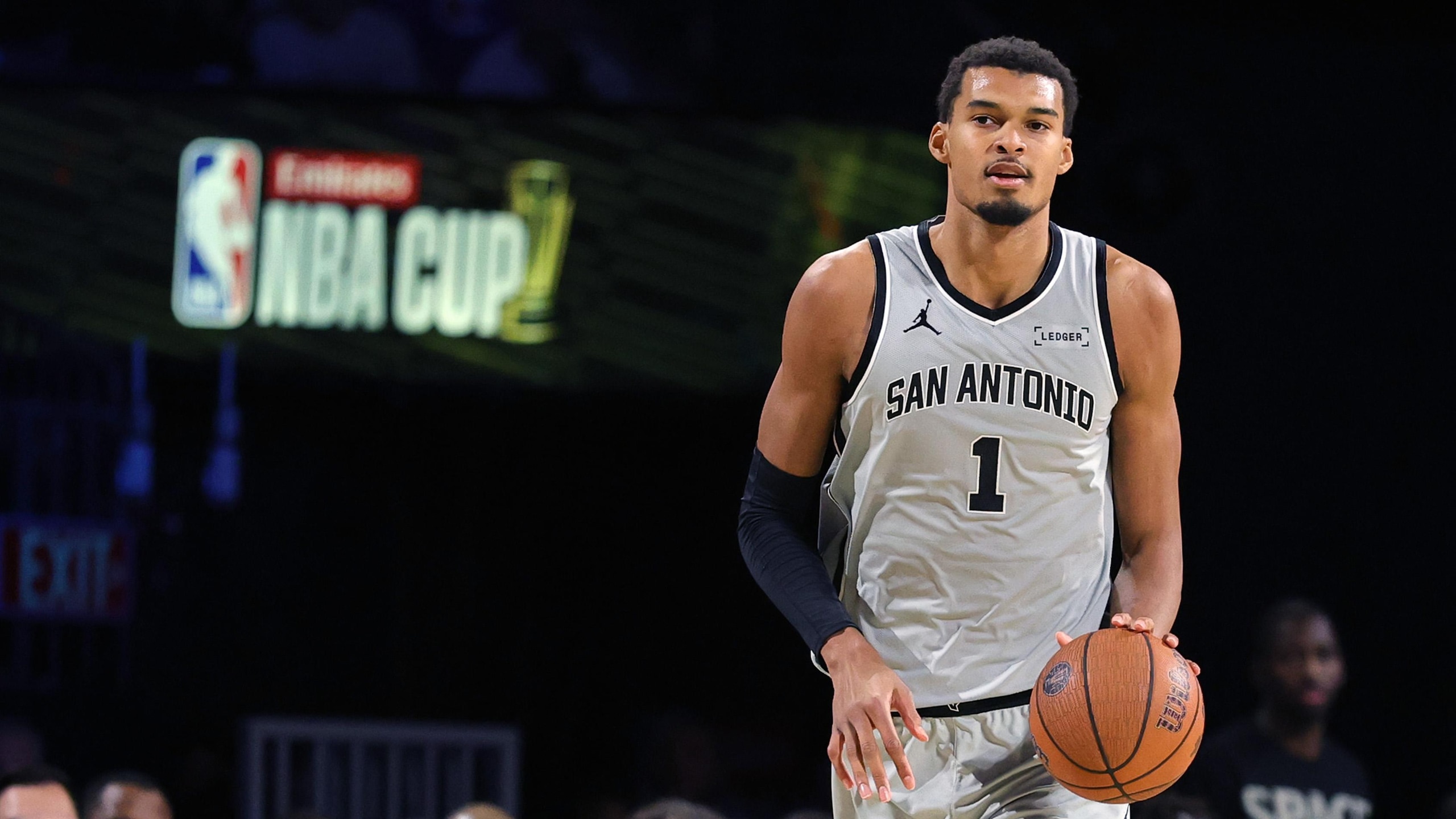 San Antonio Spurs v Oklahoma City Thunder : Emirates NBA Cup - Semifinals
