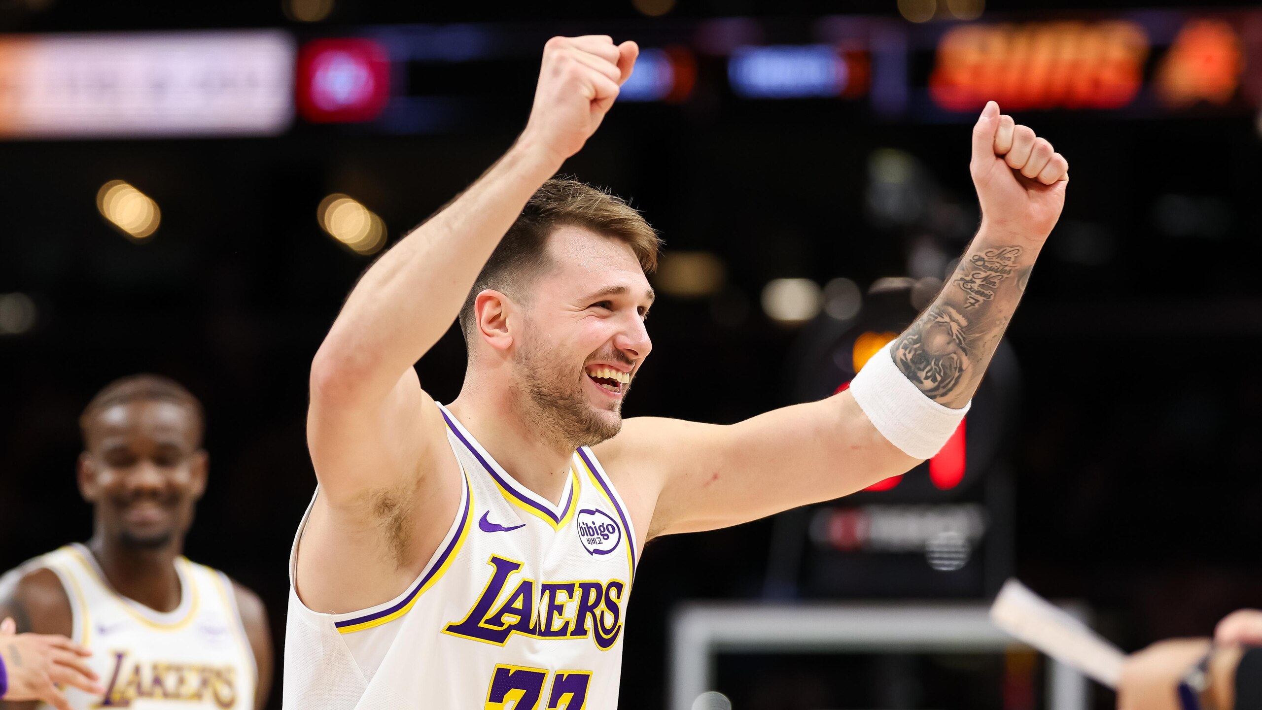 Los Angeles Lakers v Phoenix Suns