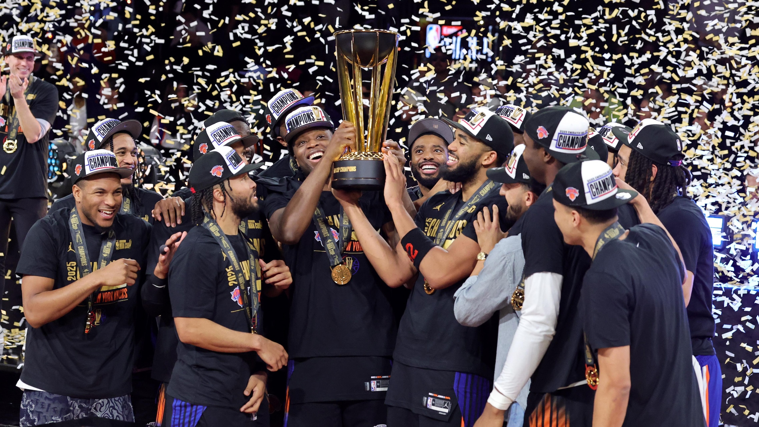 San Antonio Spurs v New York Knicks: Emirates NBA Cup - Final