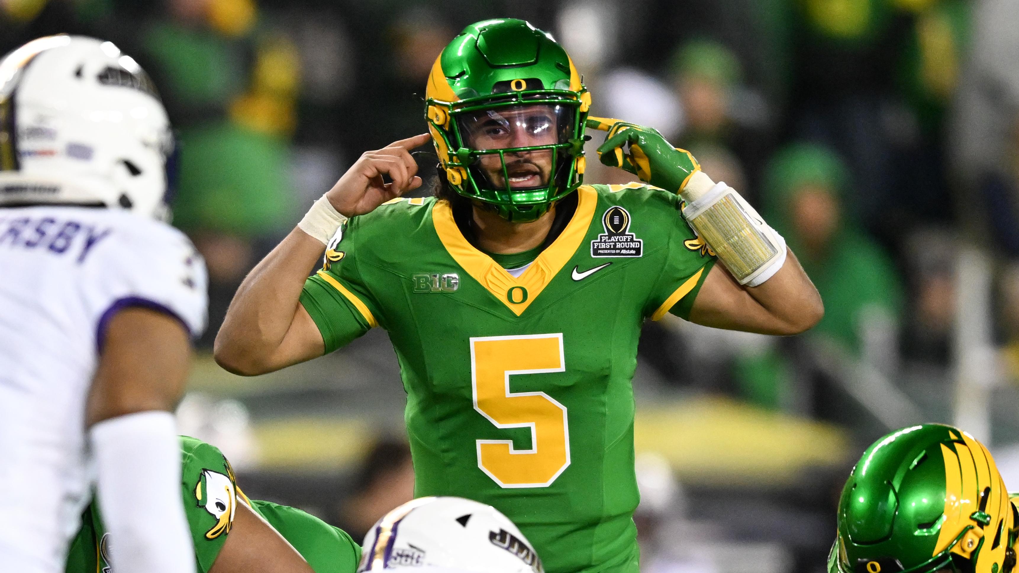 2025 College Football Playoff First Round Game - James Madison v Oregon