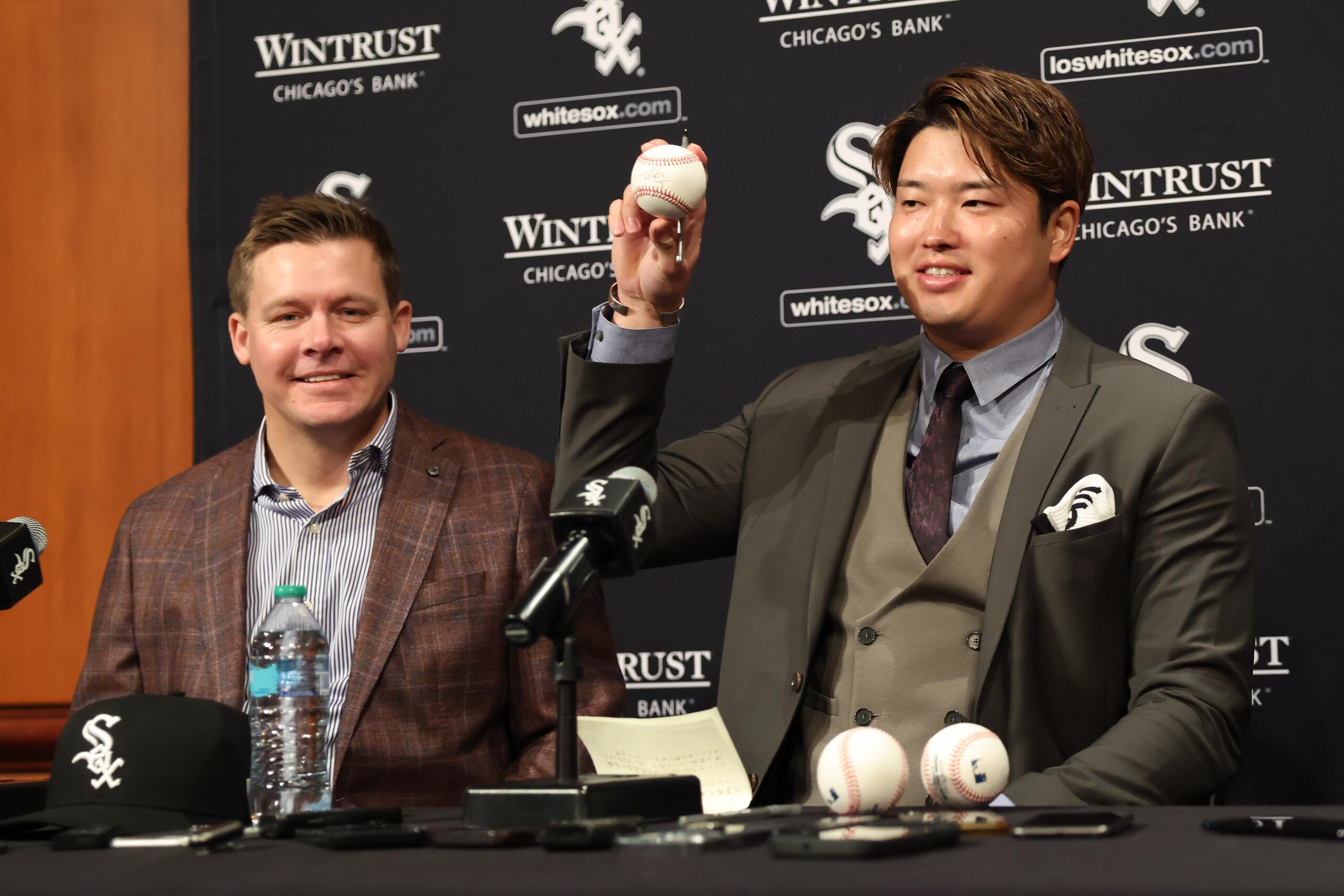 Chicago White Sox Introduce Munetaka Murakami