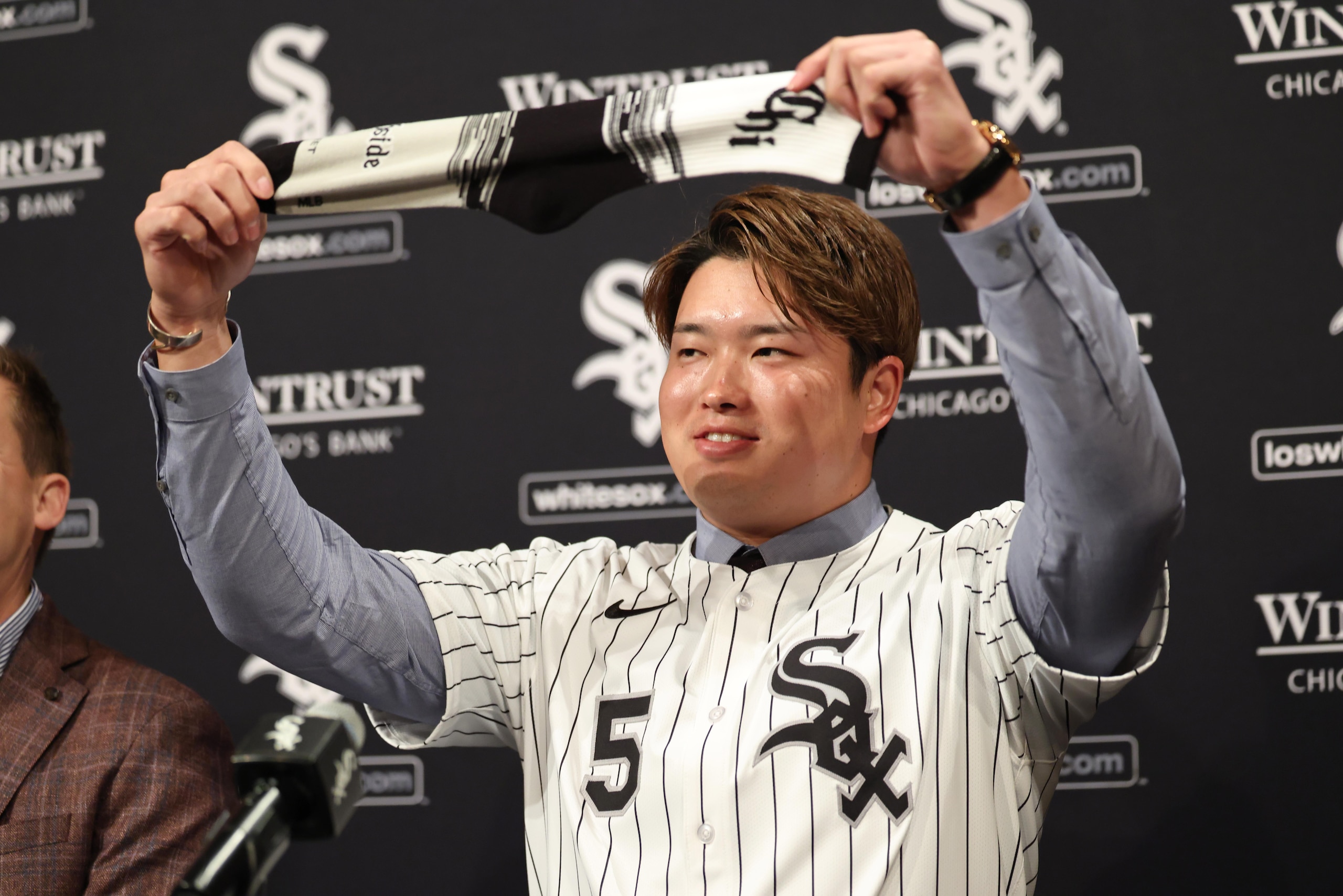 Chicago White Sox Introduce Munetaka Murakami