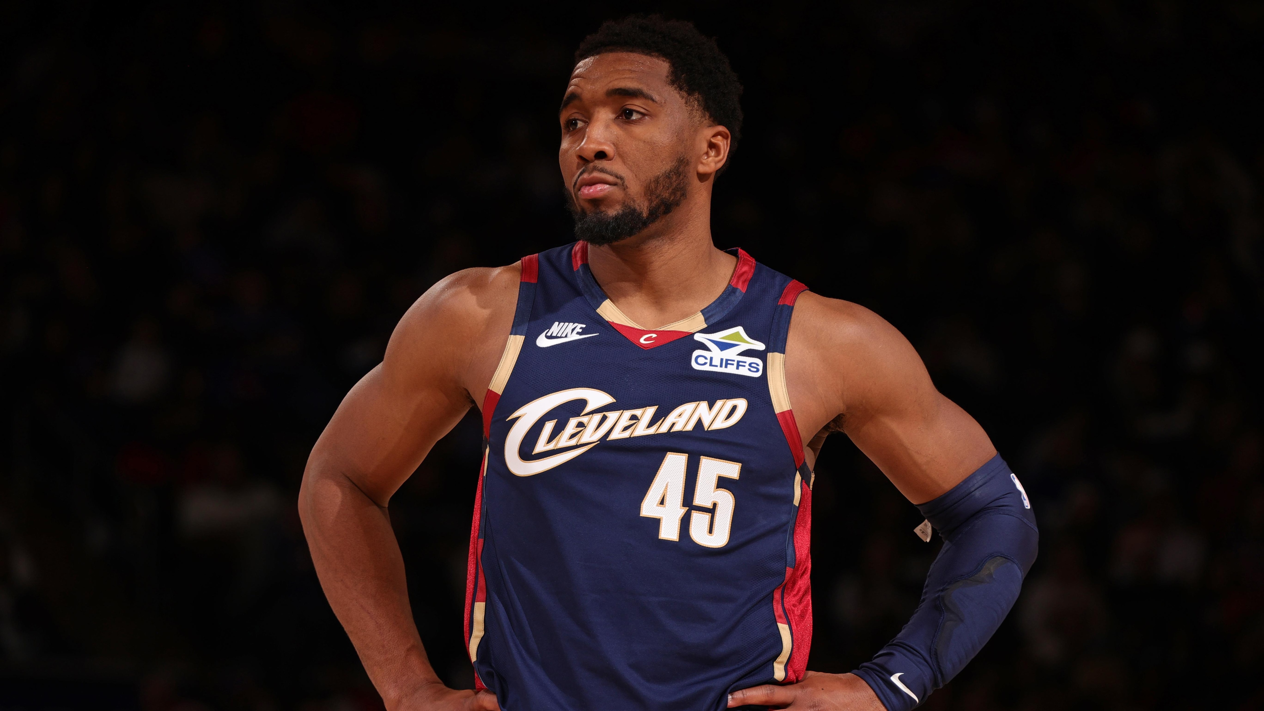 Cleveland Cavaliers v New York Knicks