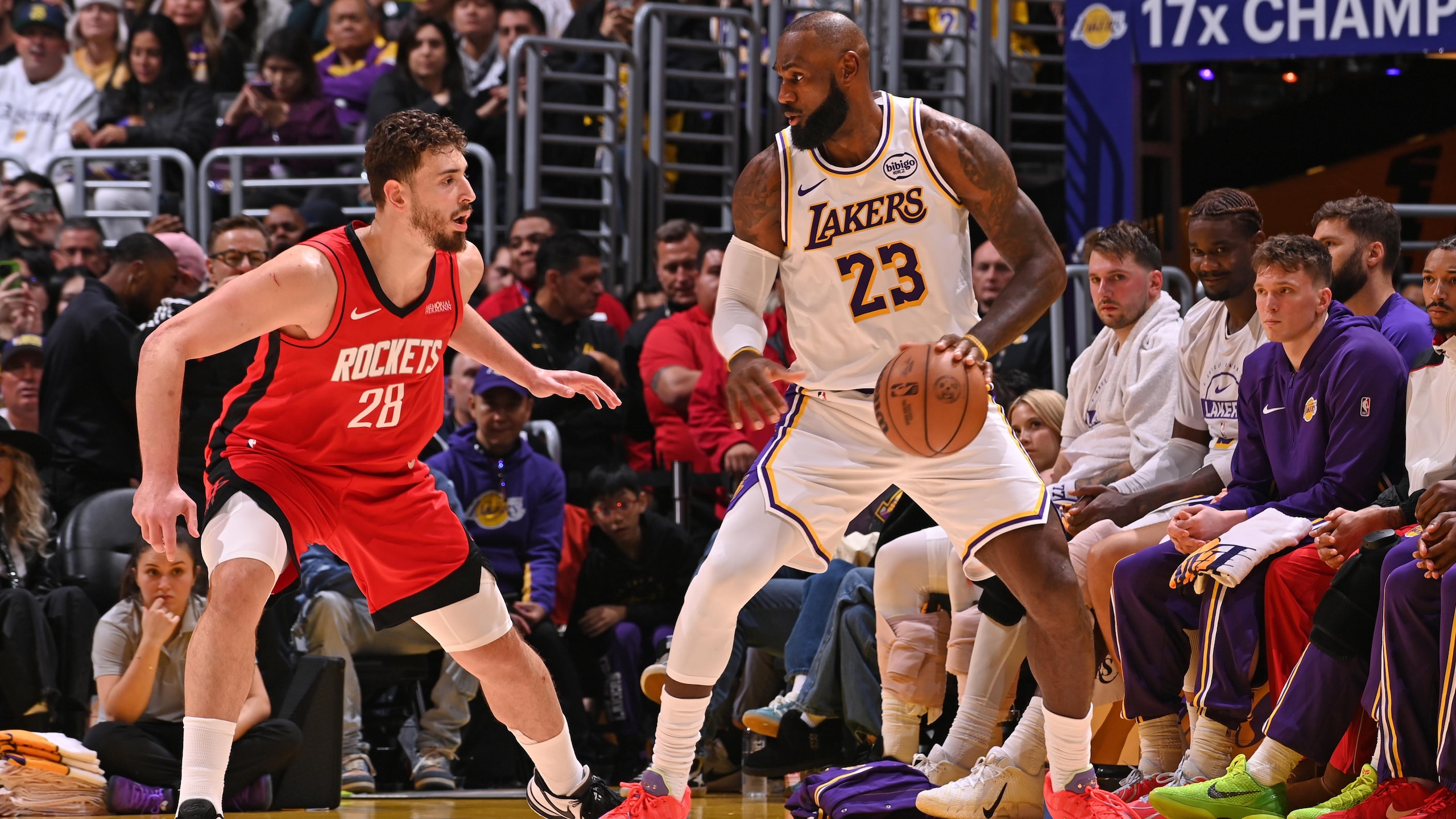 Houston Rockets v Los Angeles Lakers