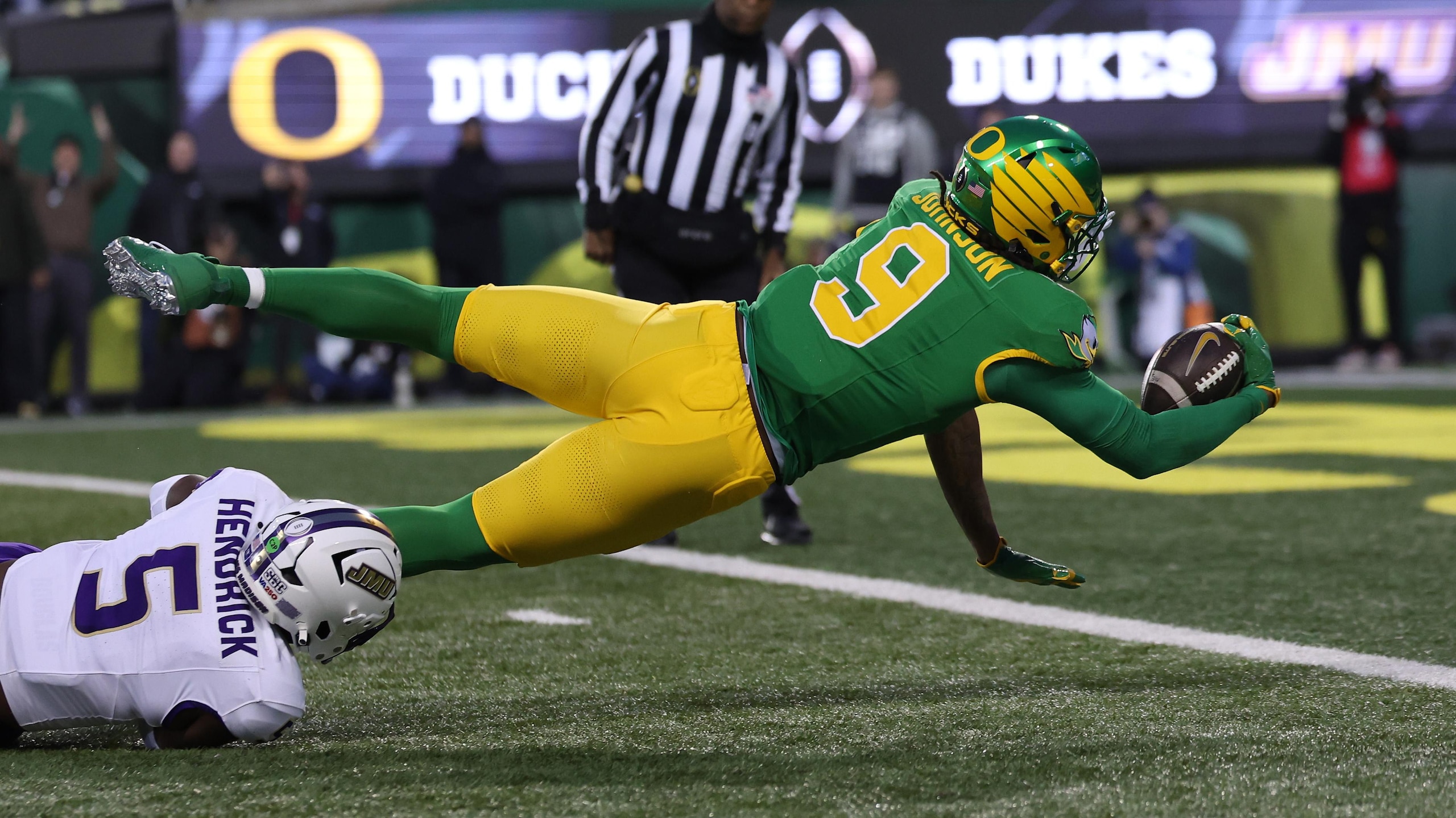 2025 College Football Playoff First Round Game - James Madison v Oregon