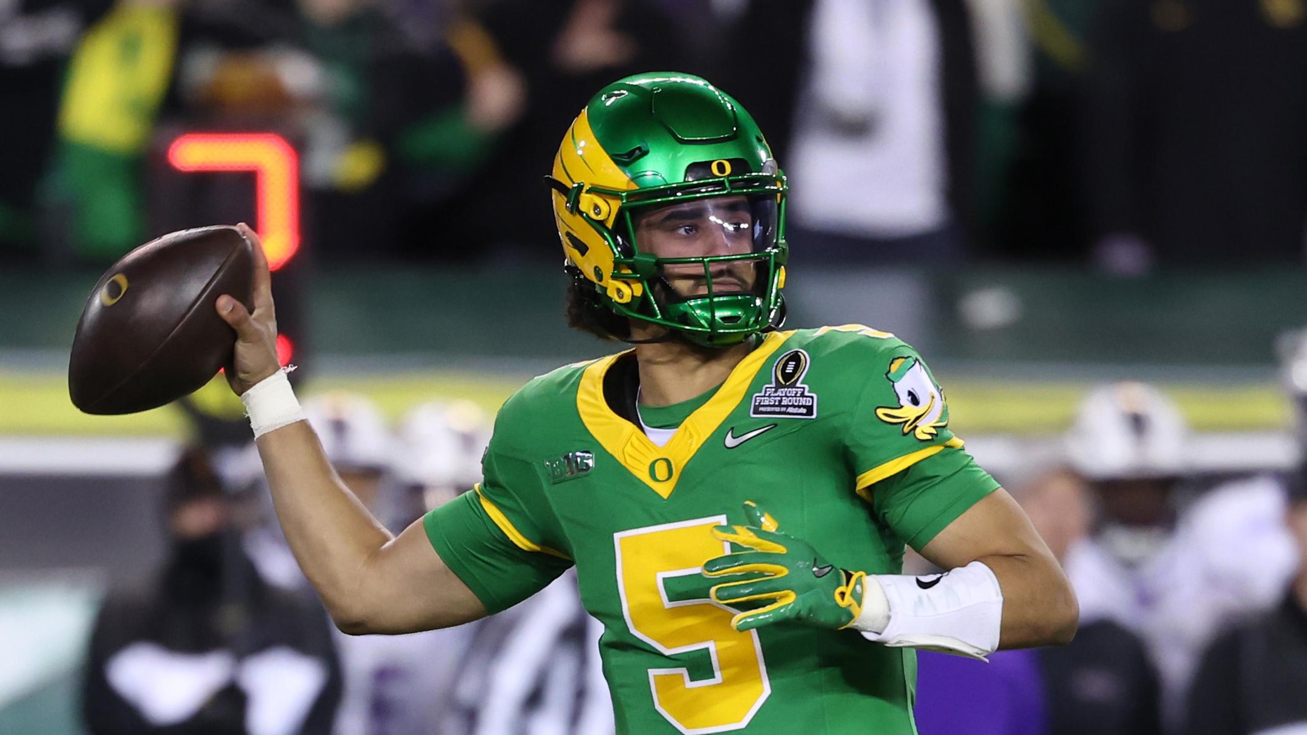 2025 College Football Playoff First Round Game - James Madison v Oregon