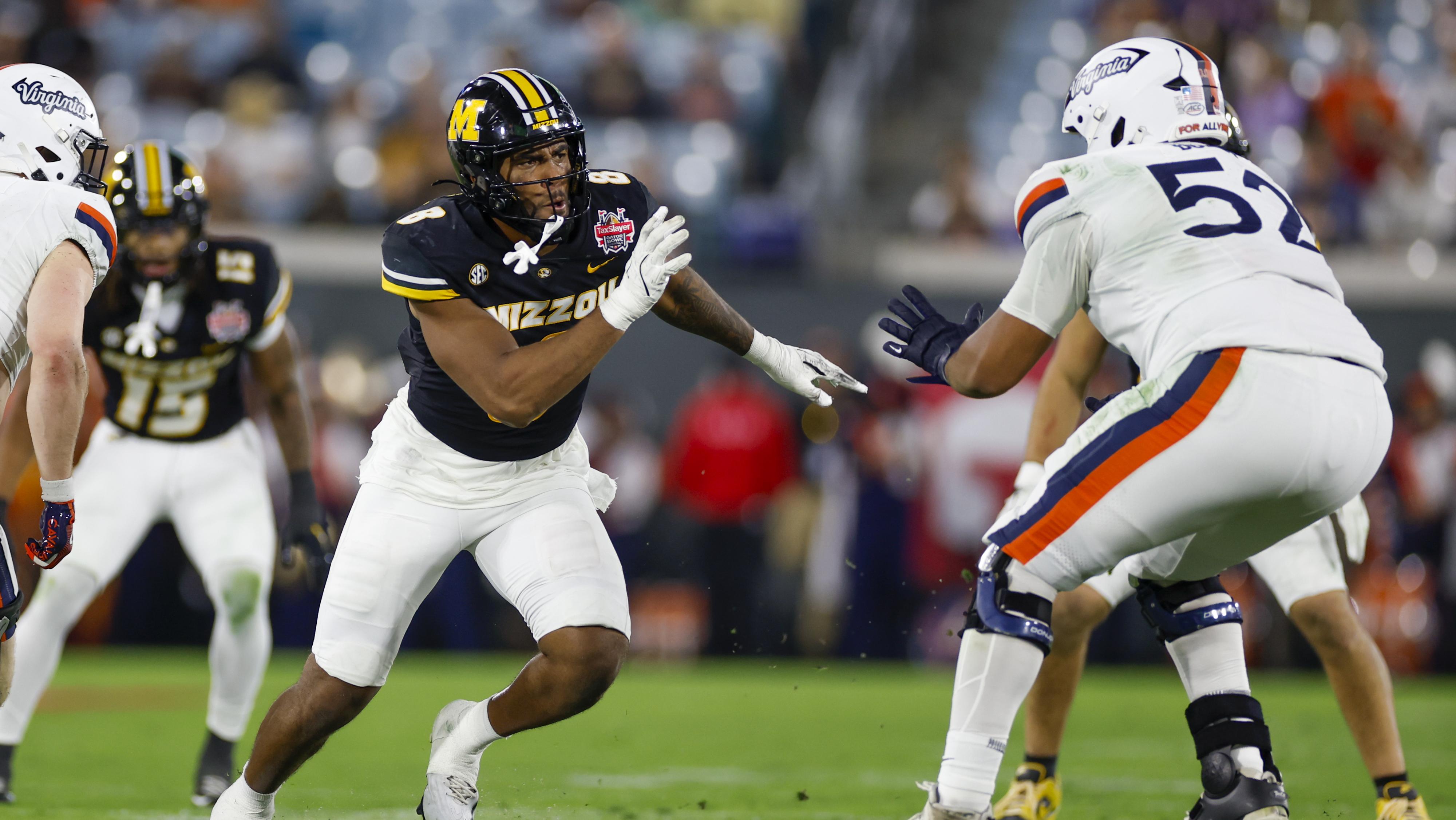 COLLEGE FOOTBALL: DEC 27 TaxSlayer Gator Bowl Virginia vs Missouri
