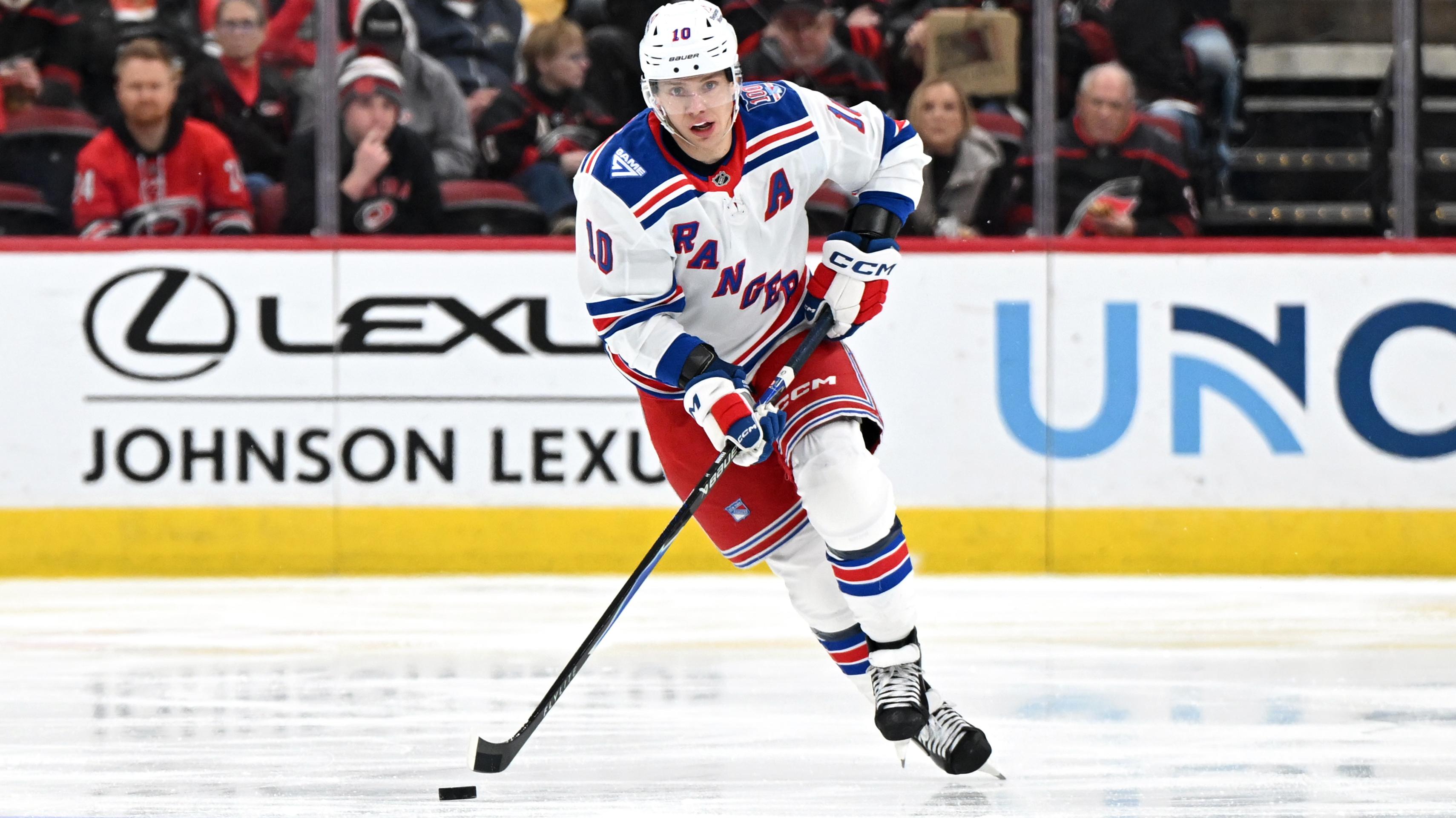 NHL: DEC 29 Rangers at Hurricanes